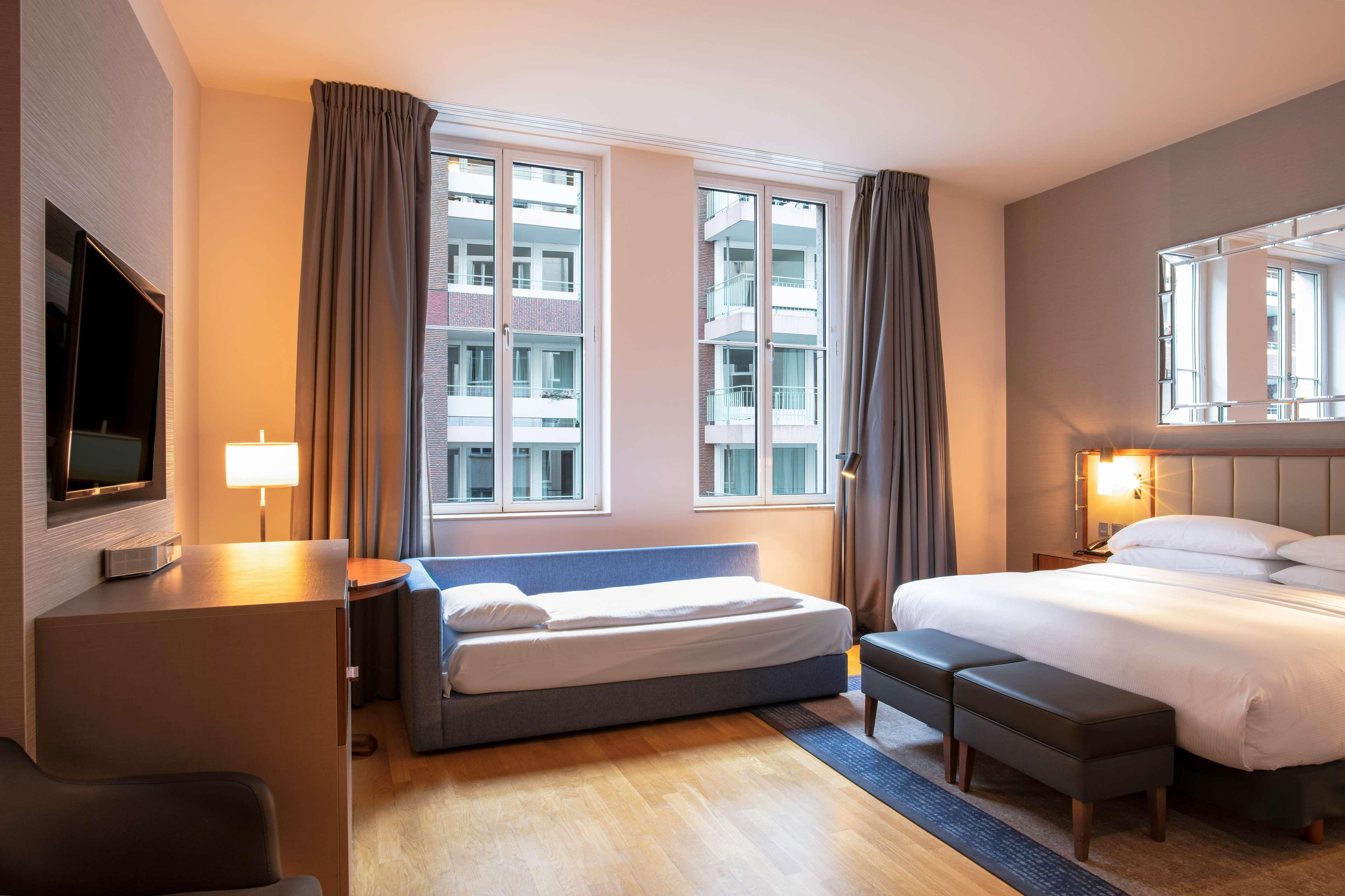 Double King Size Bed