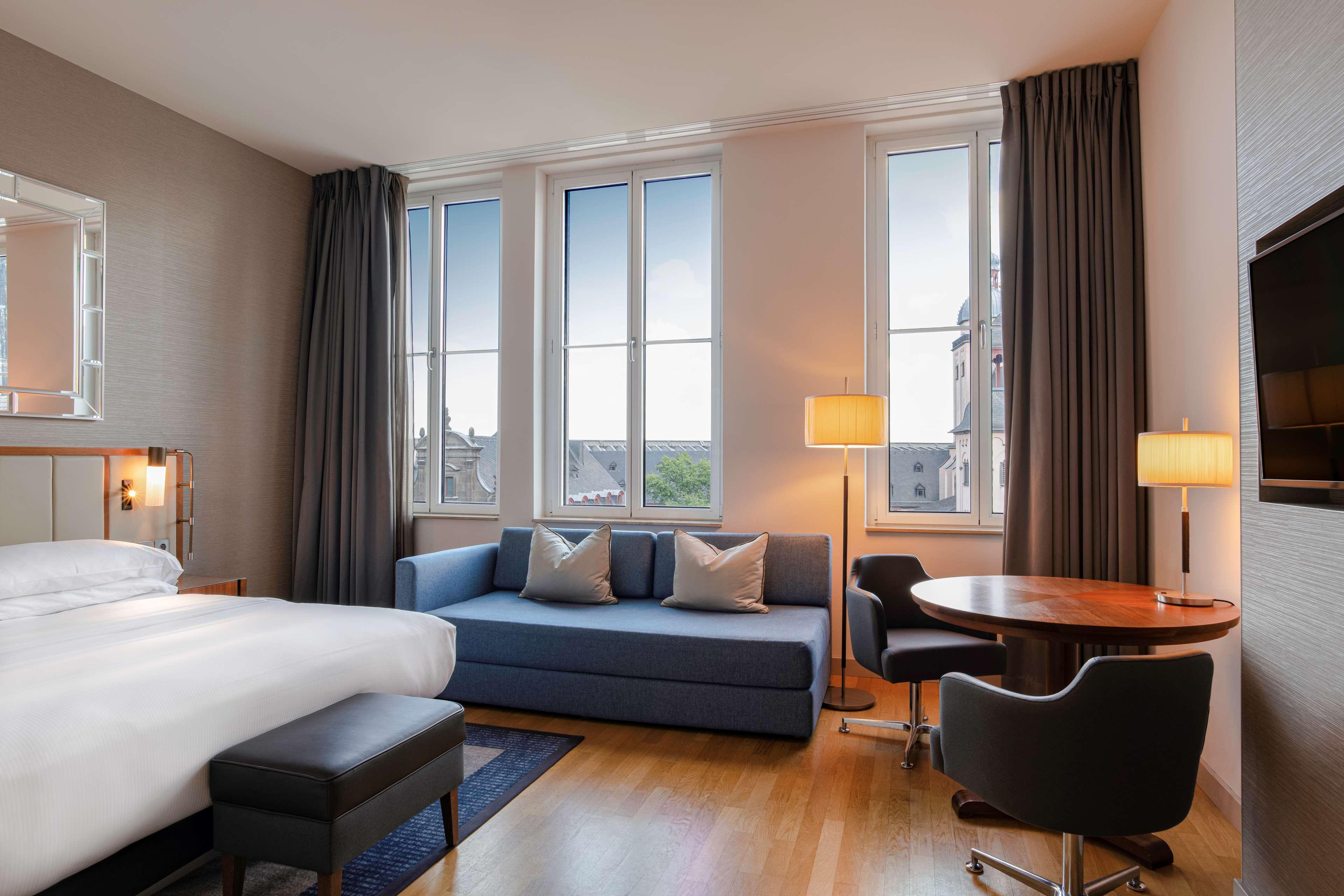 Double Deluxe with Views