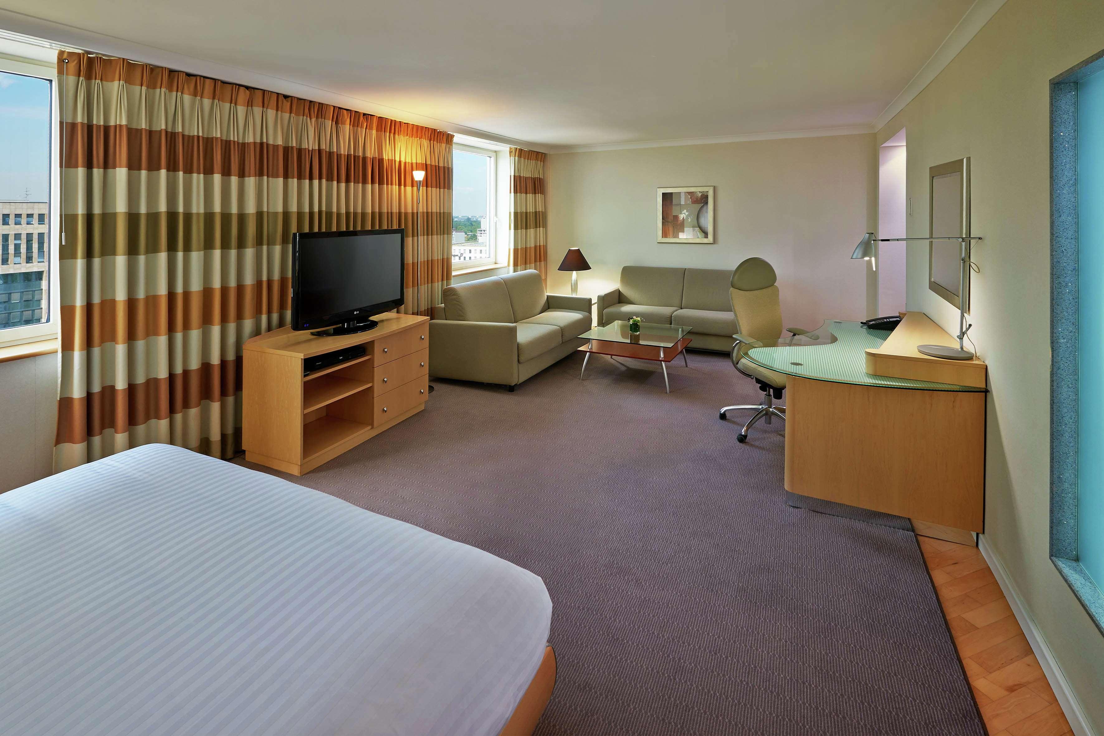 Junior Suite King Size Bed