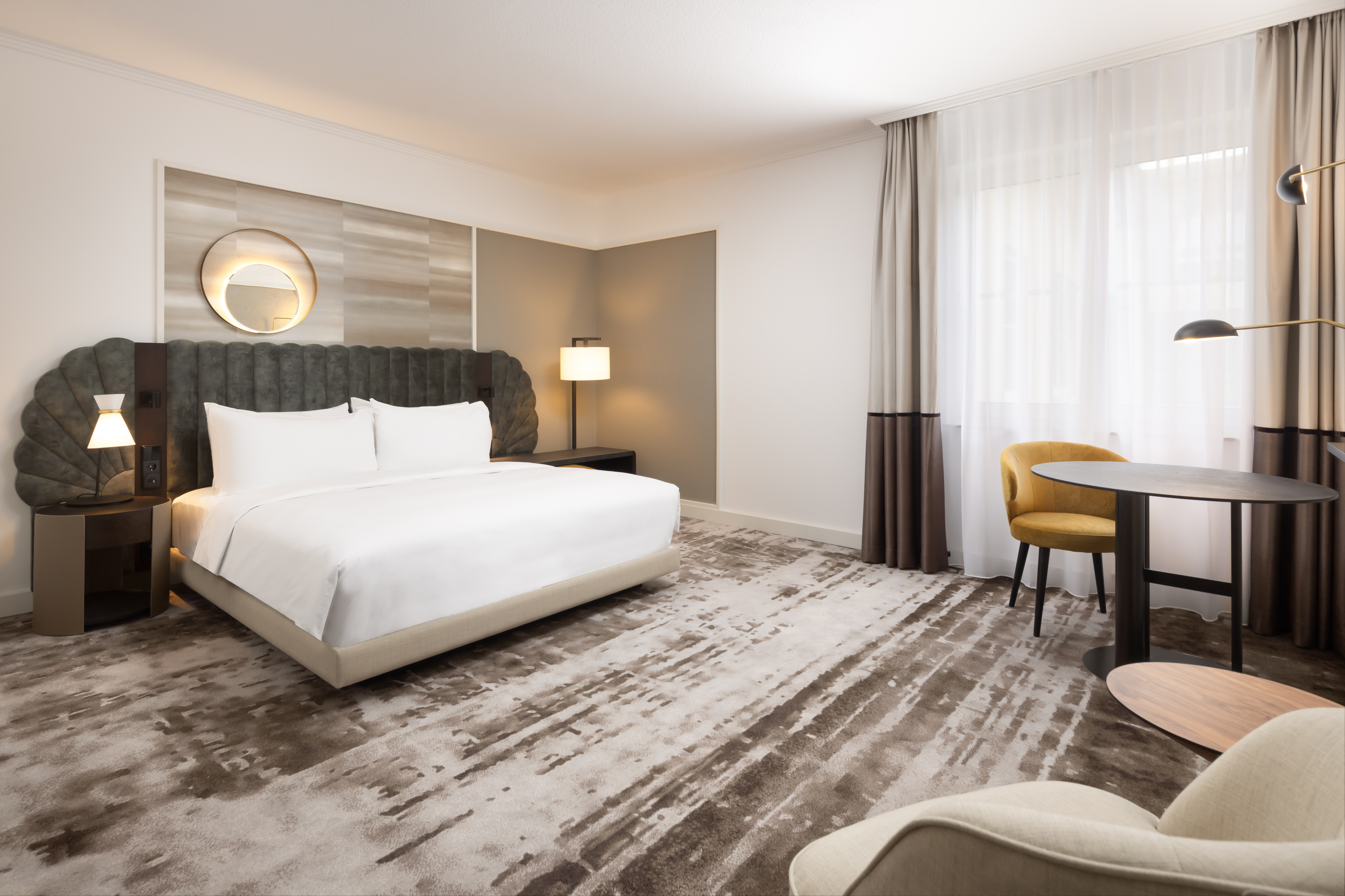 Double Accessible King Size Bed