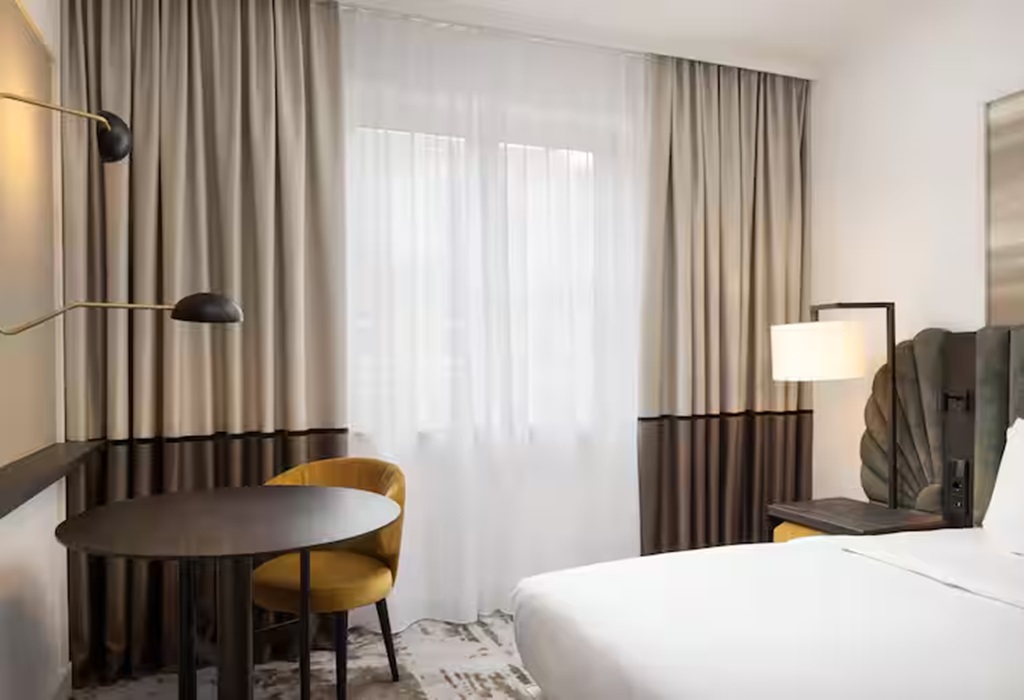 Family Room Connecting Room