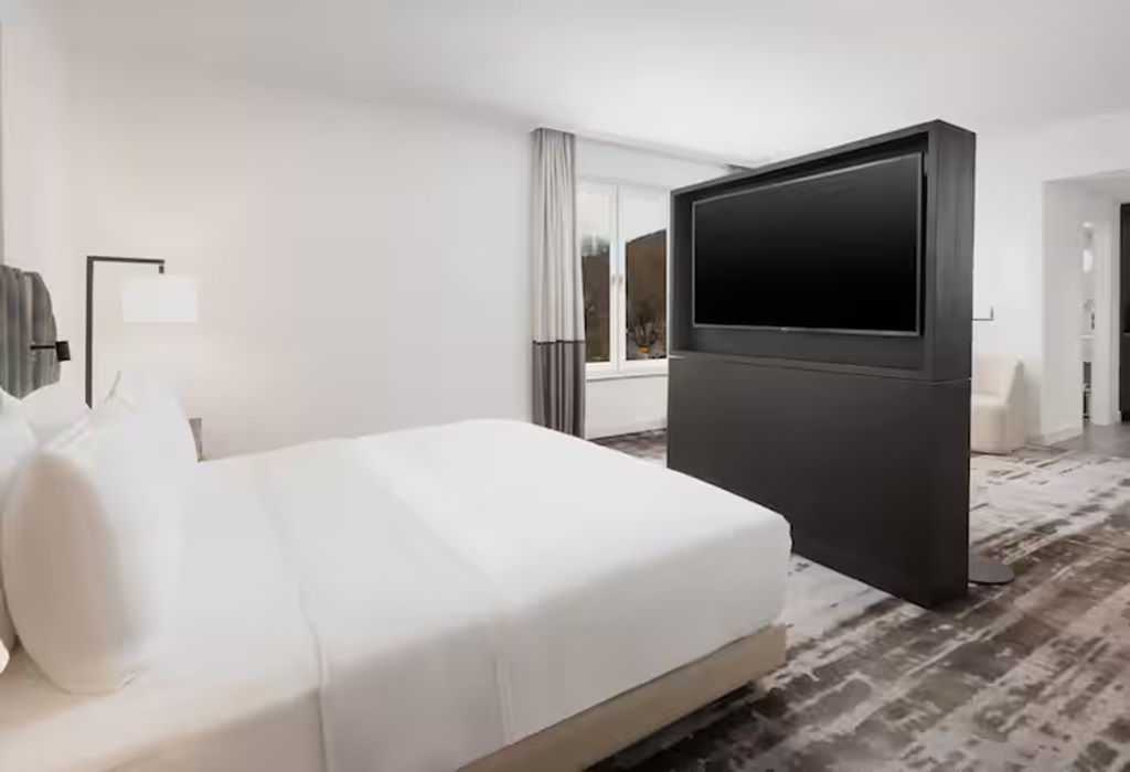 Junior Suite Connecting Room