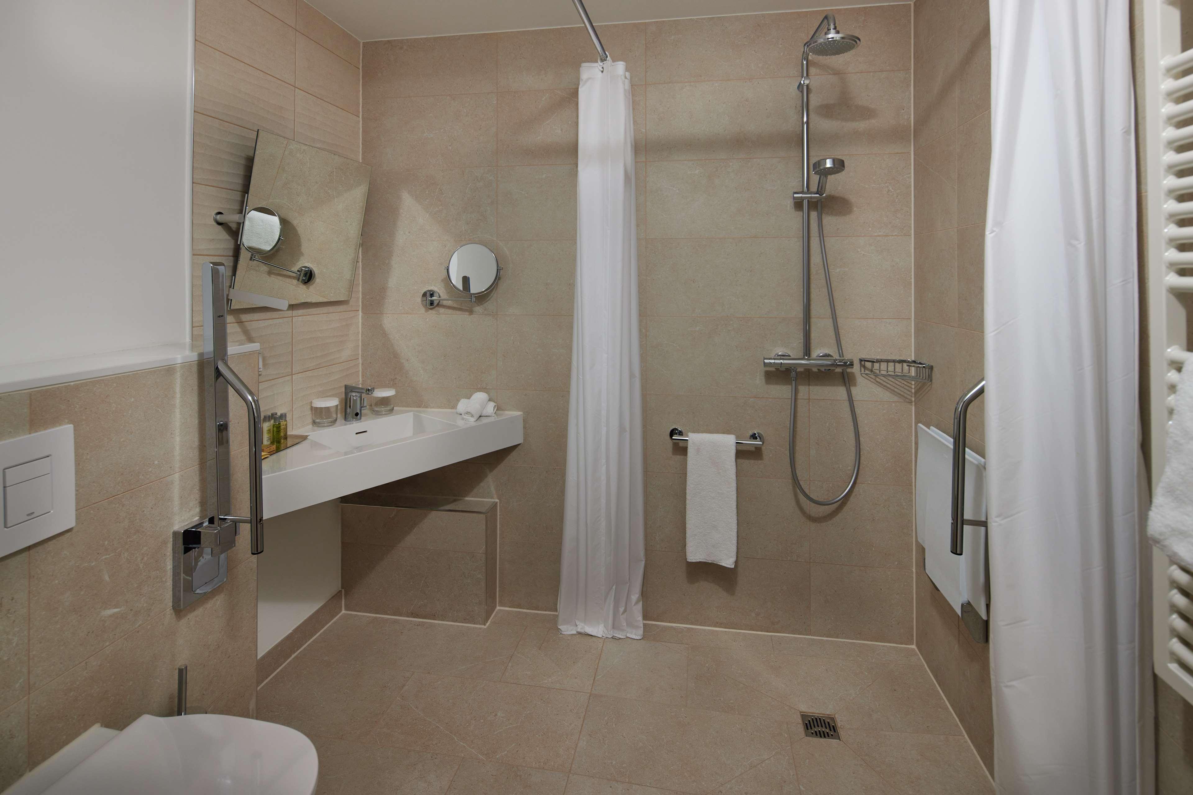 Double Accessible-queen Size Bed