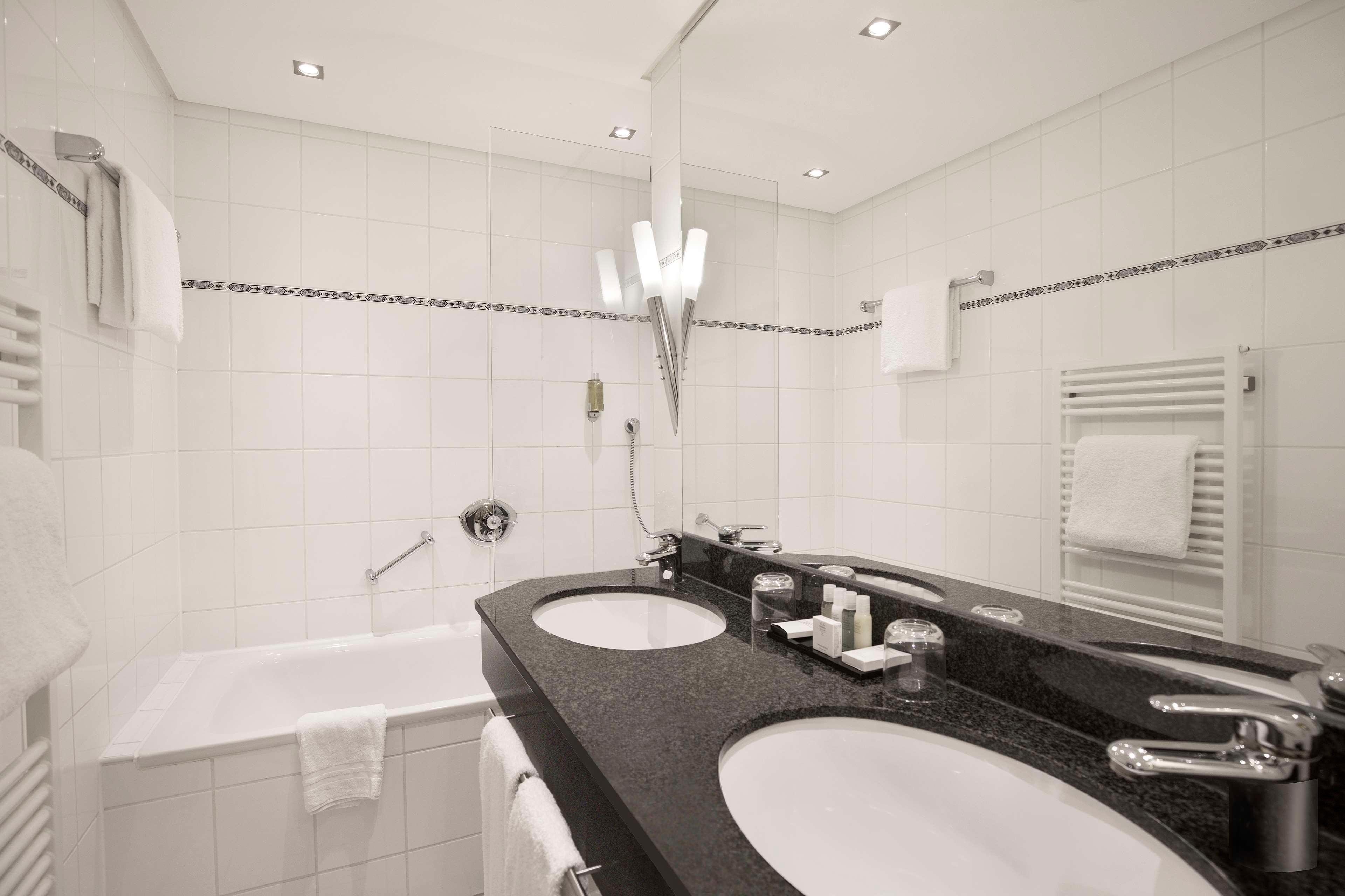 Junior Suite with Balcony