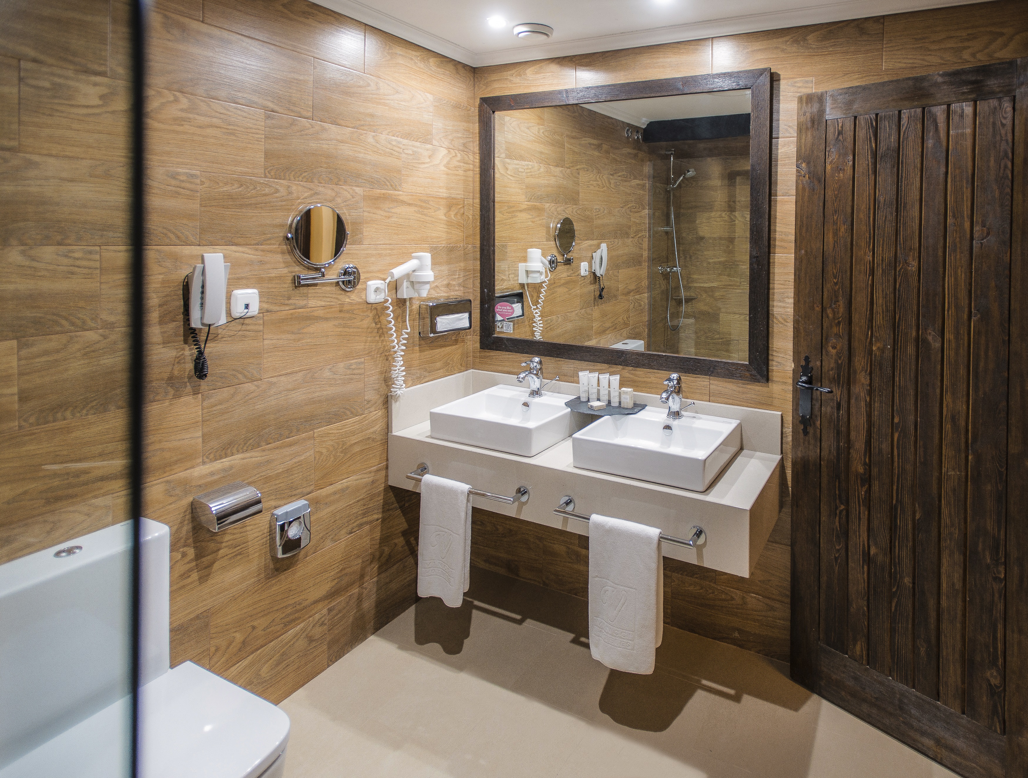 Triple Superior Mountain View