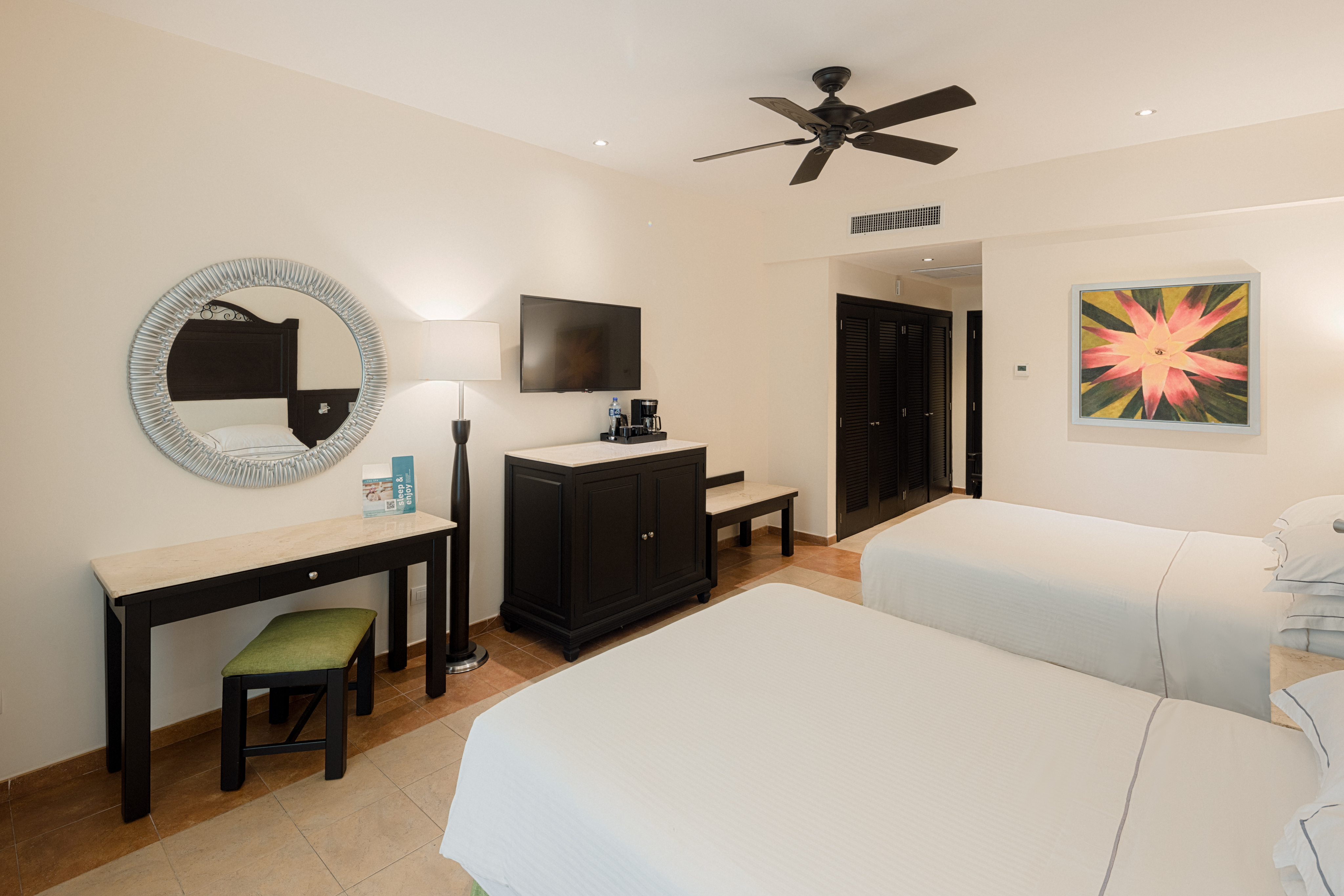 Room Deluxe