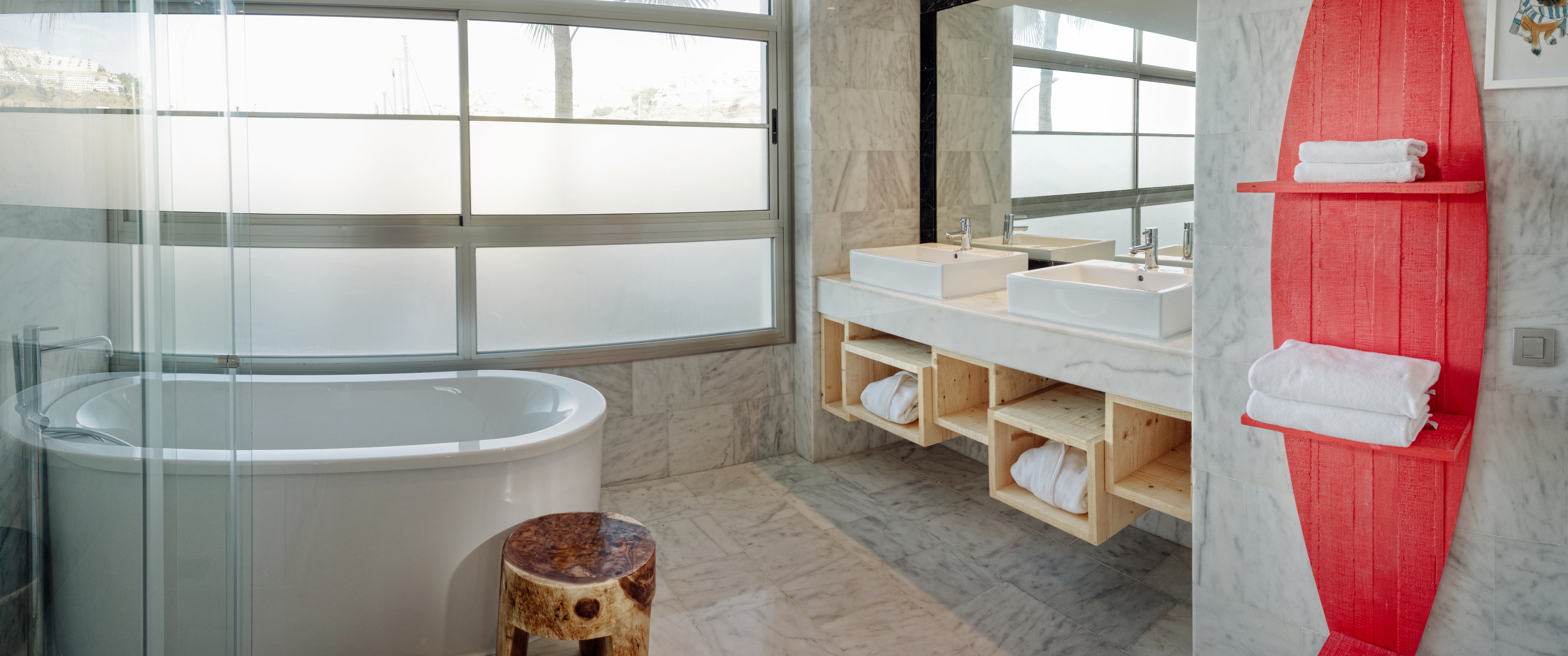 Suite Deluxe Capacity 2