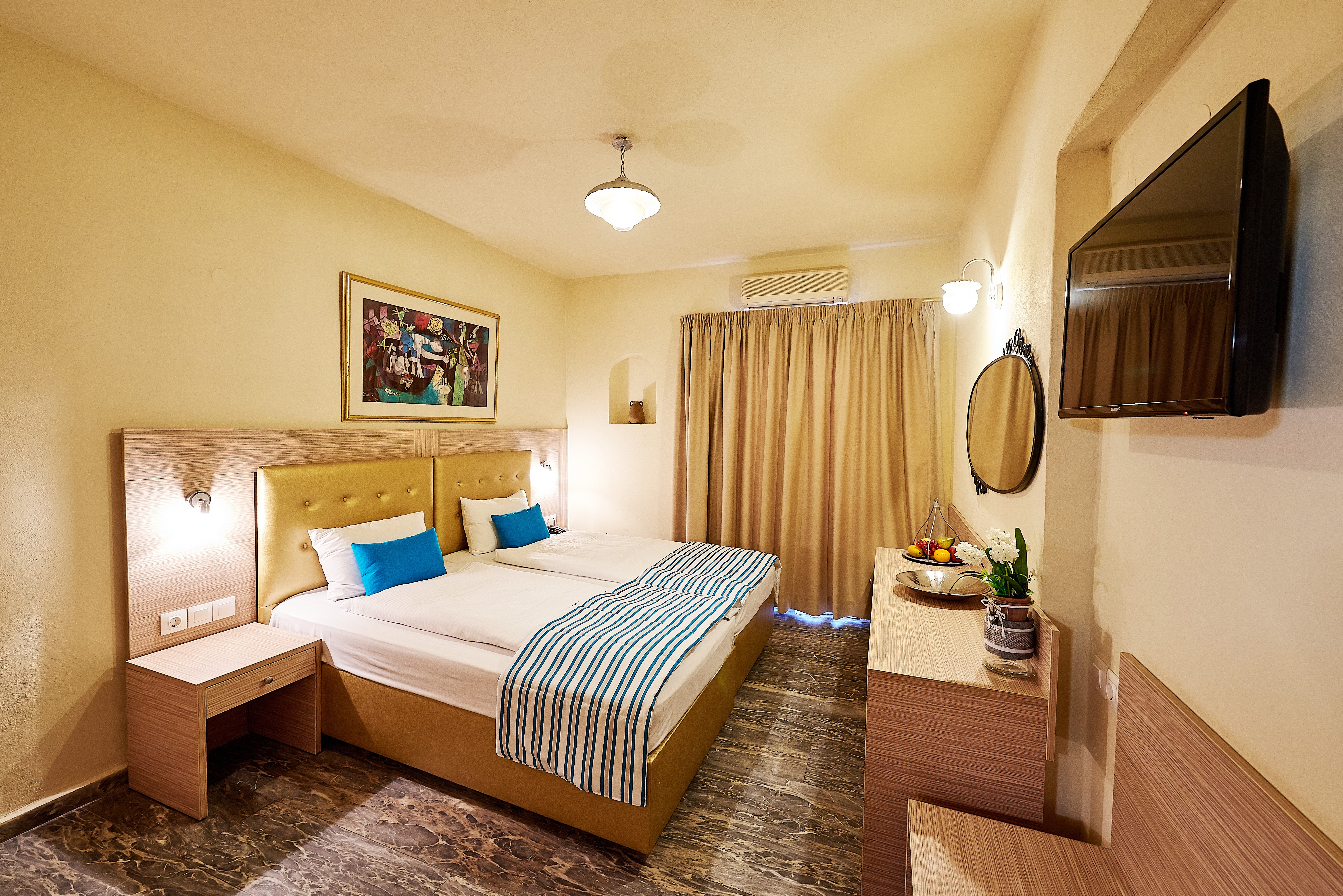 Family Room Standard