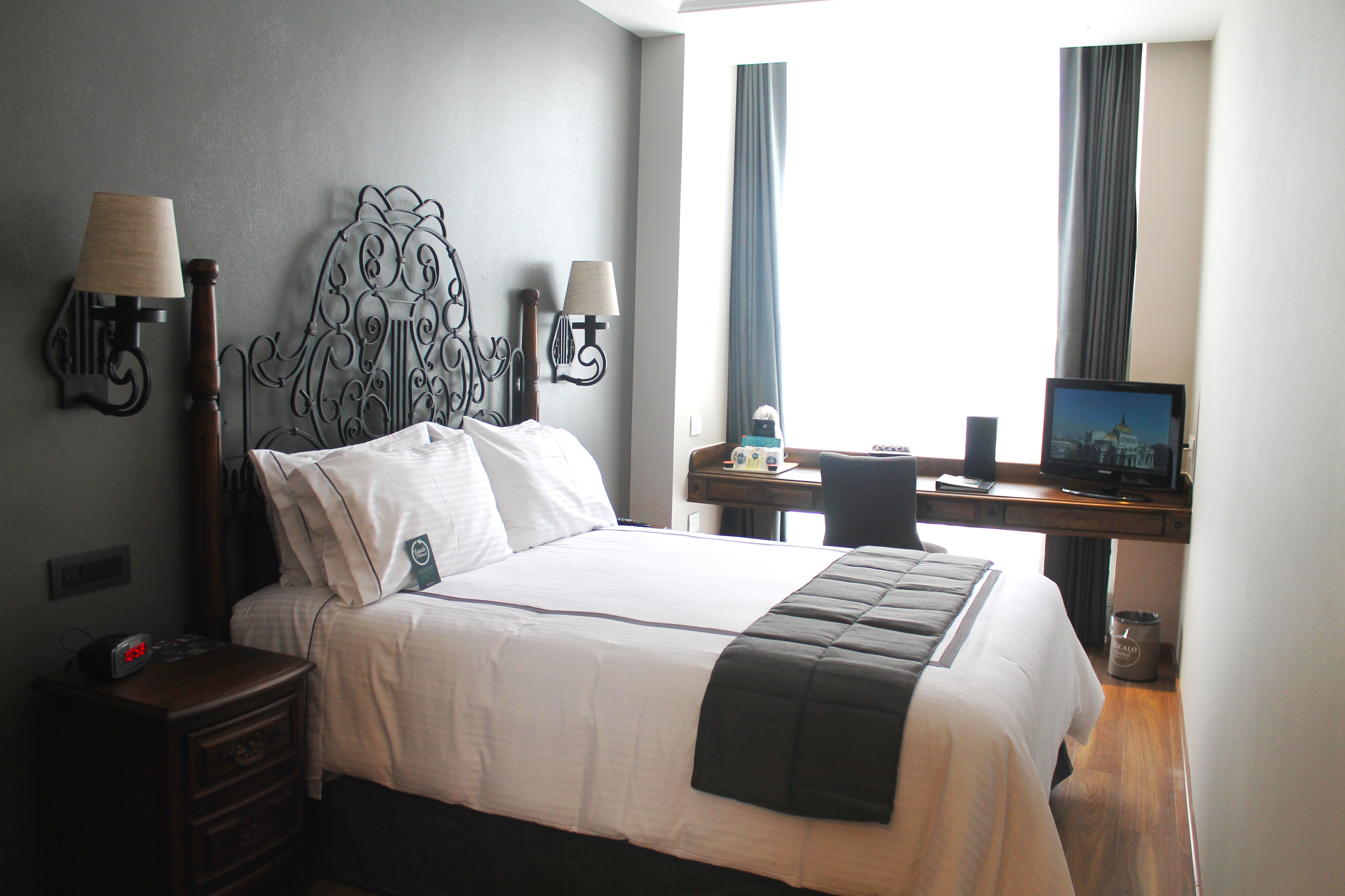 Double Queen Size Bed