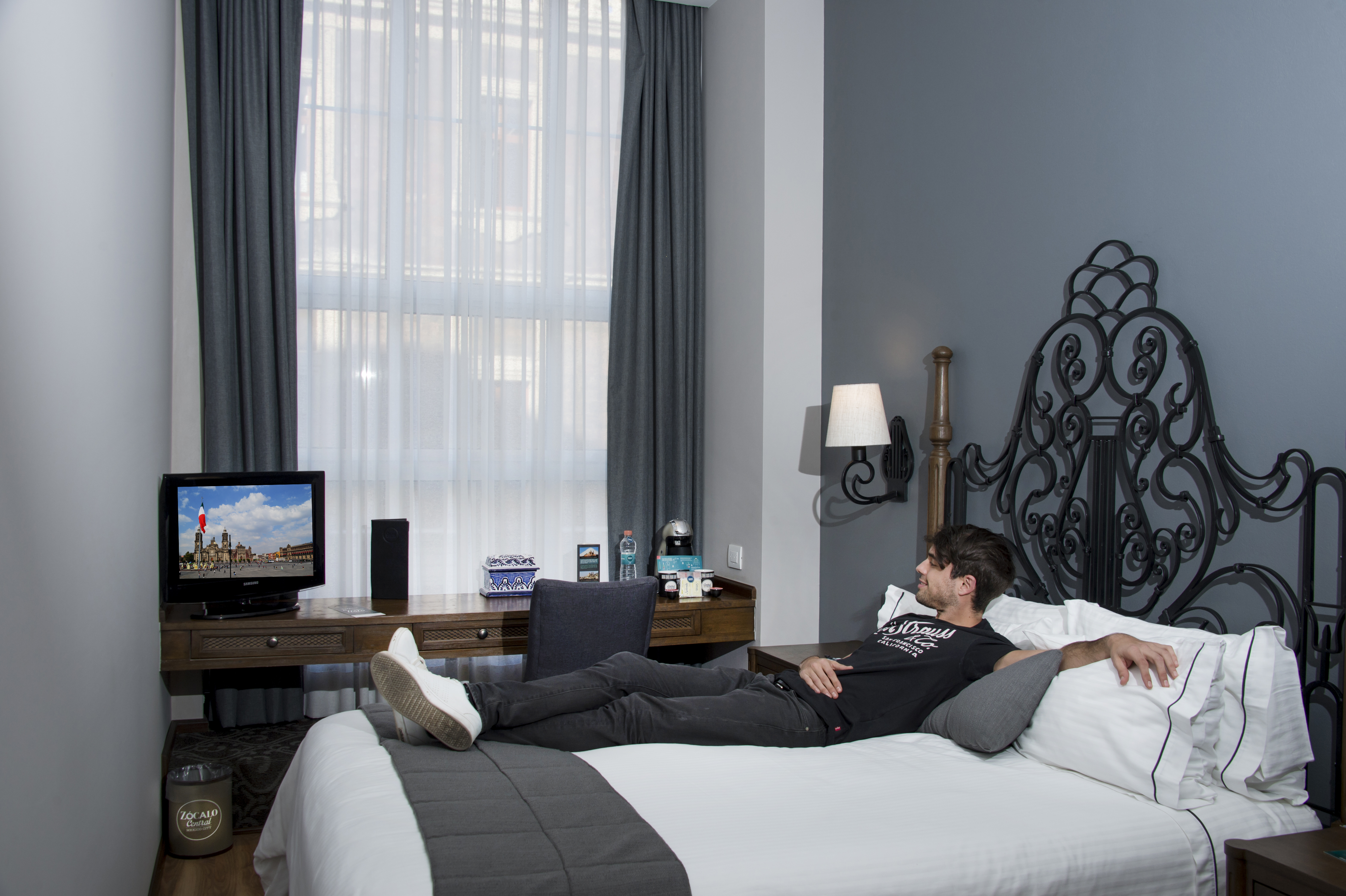 Double Queen Size Bed