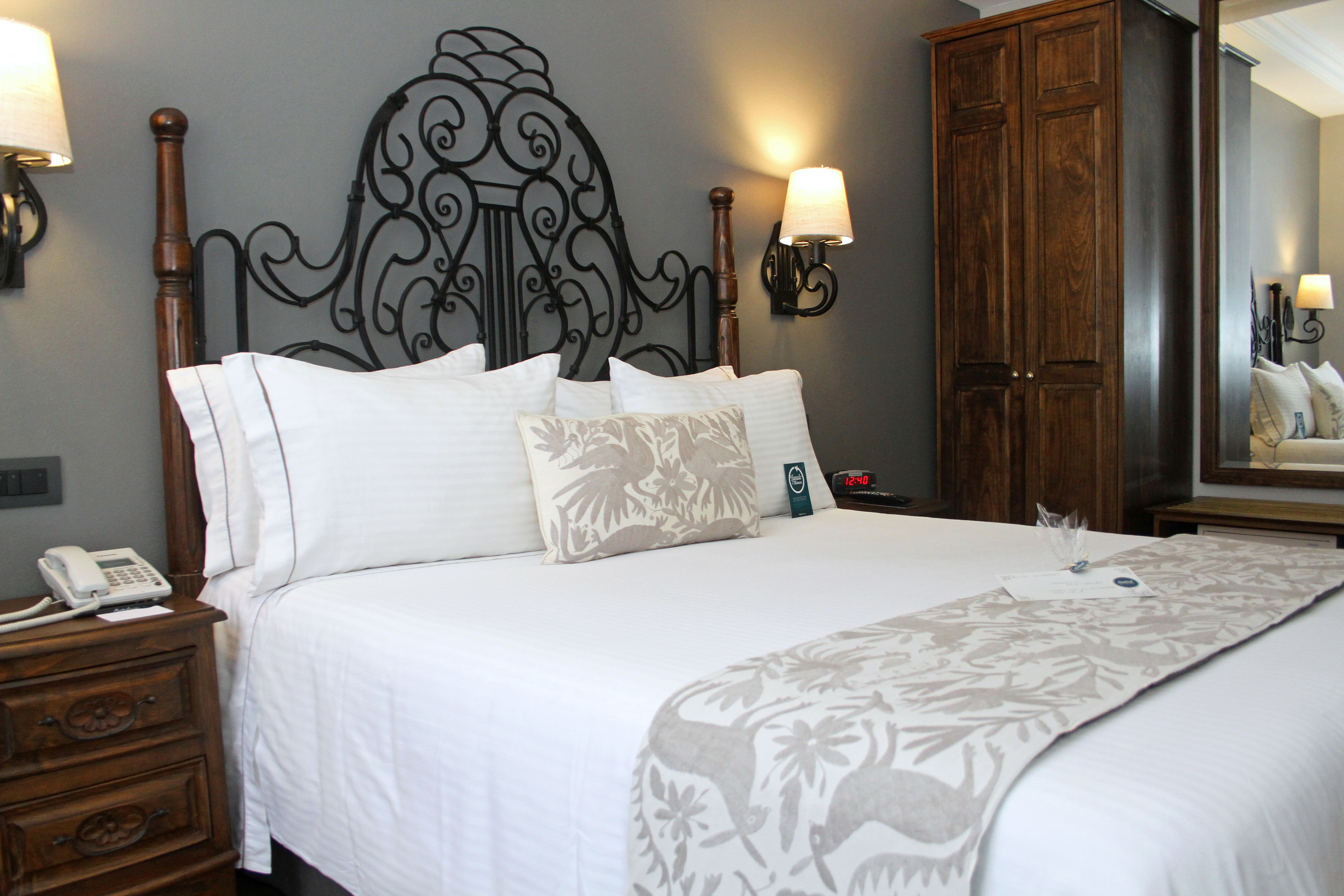 Double Queen Size Bed