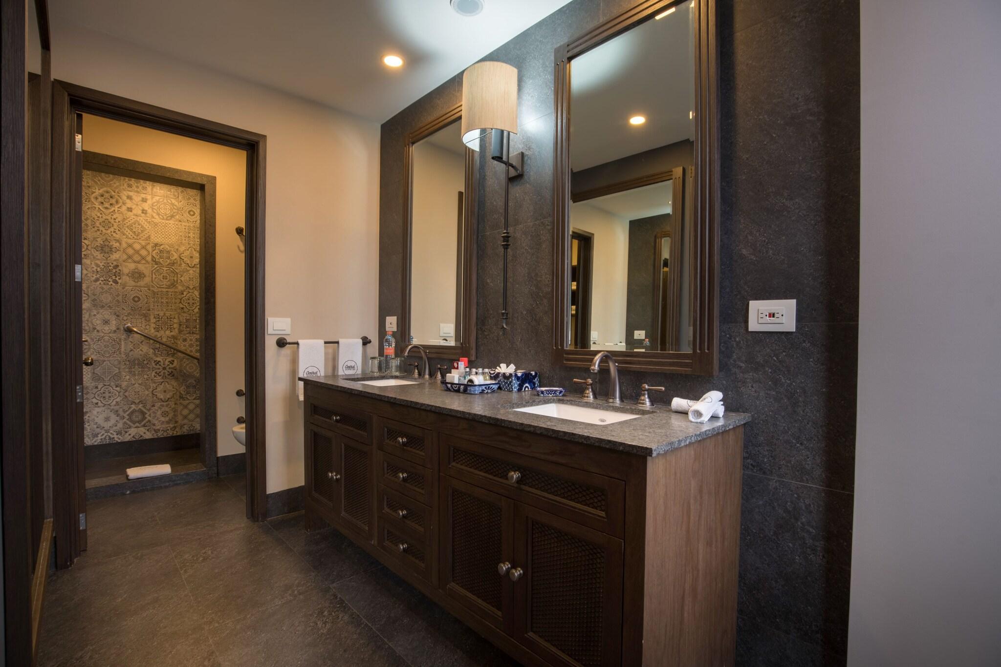 Junior Suite City View