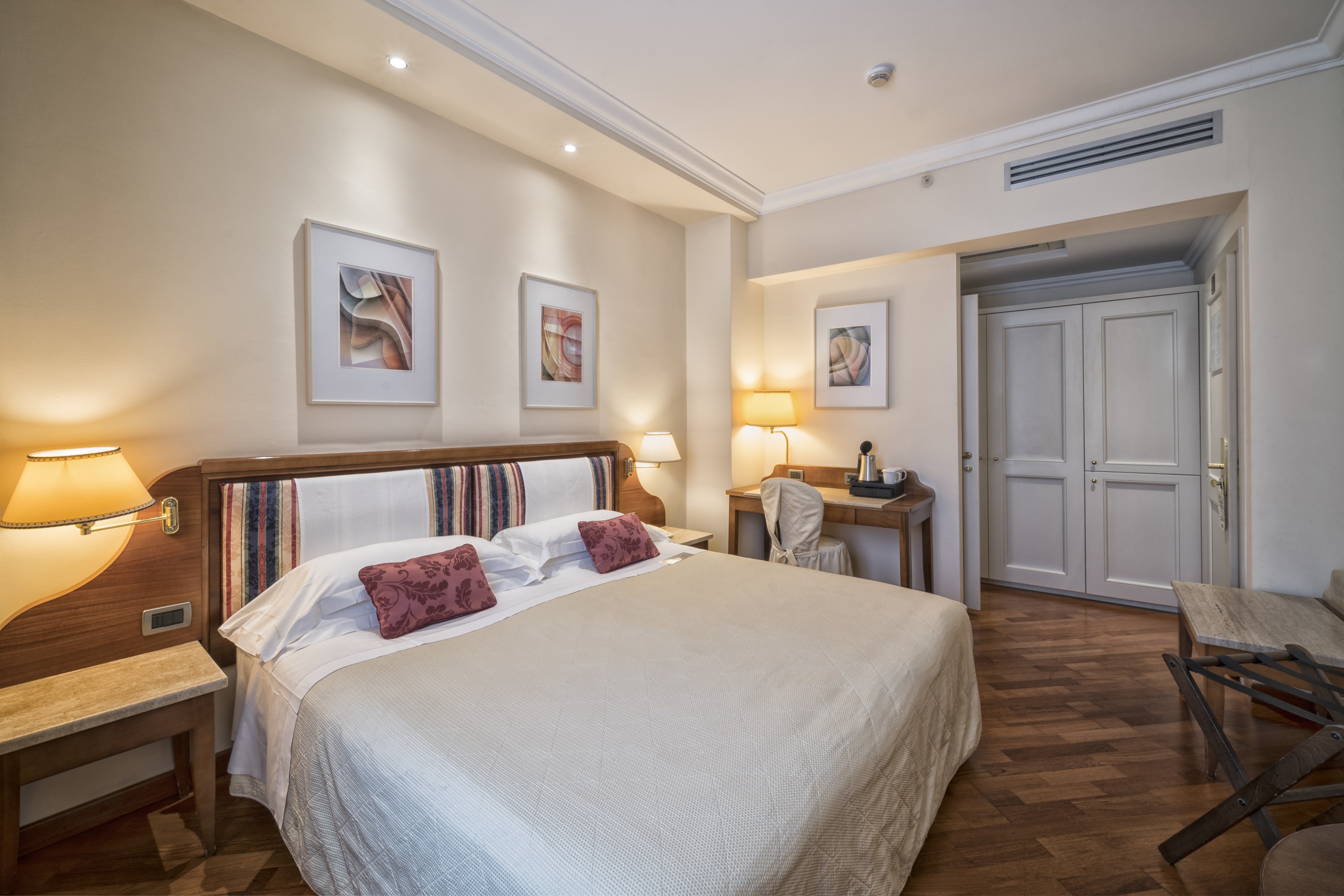 Double or Twin Standard