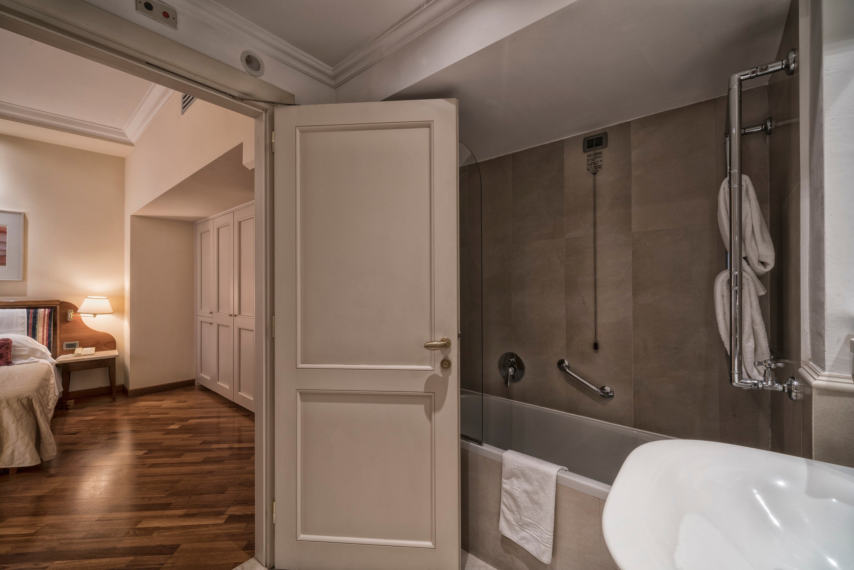 Double or Twin Standard