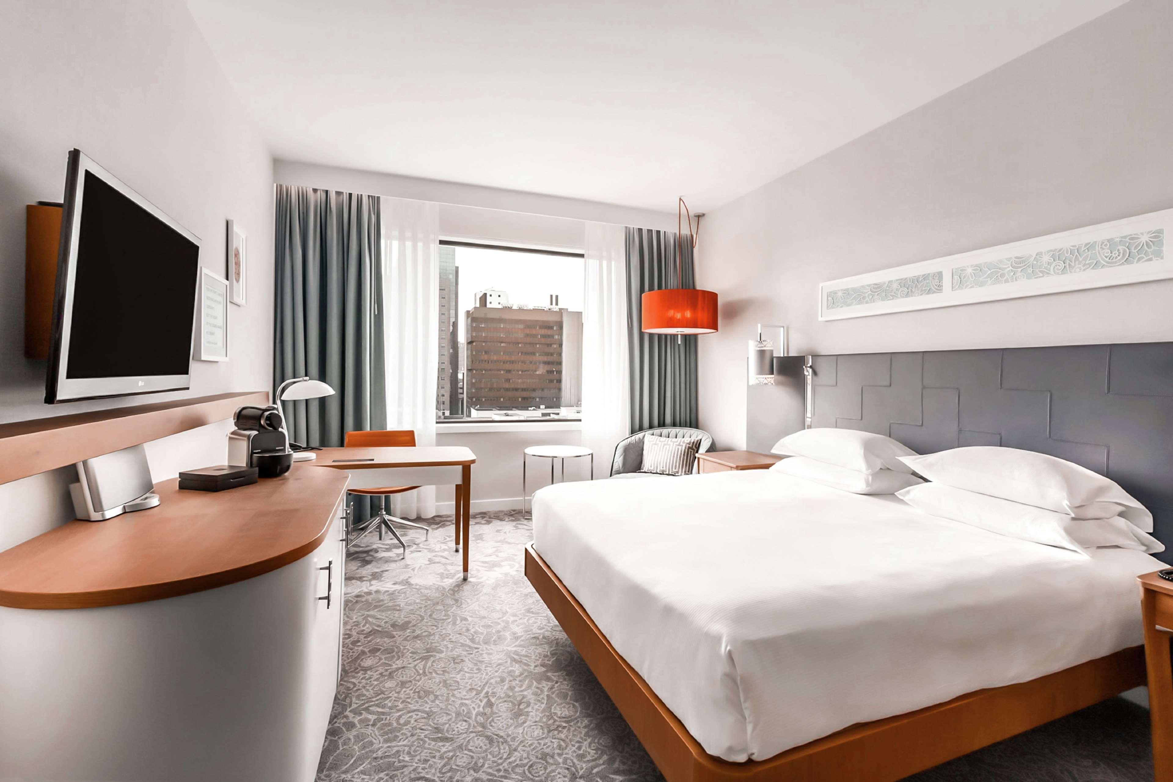 Double Guest Room King Bed