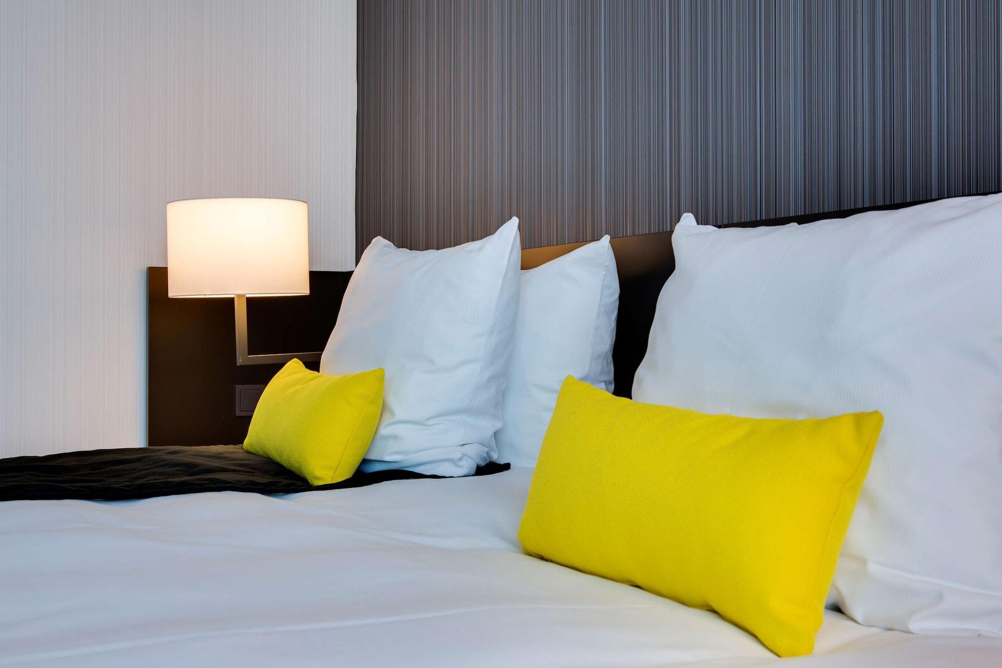 Suite Queen Size Bed