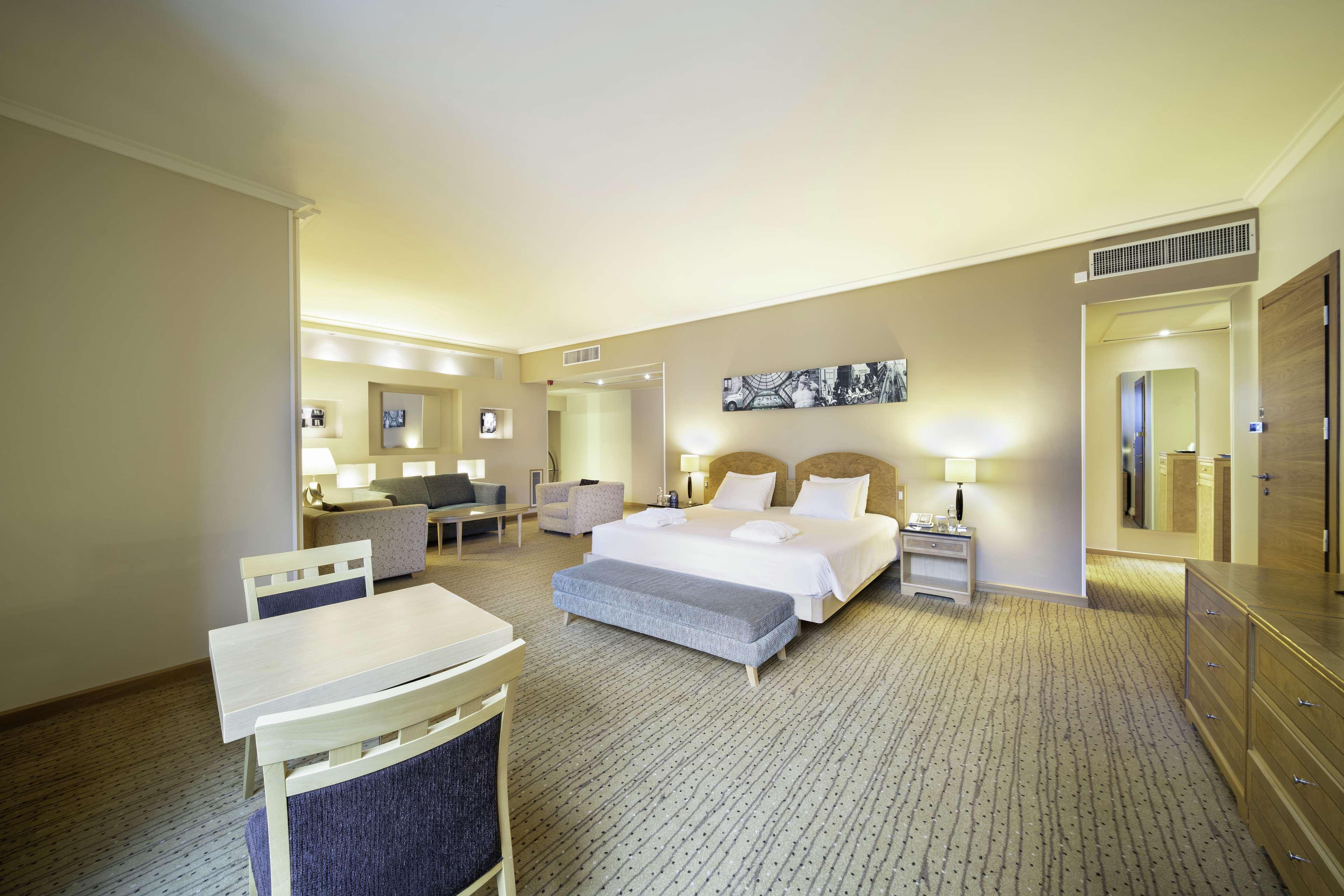 Junior Suite King Size Bed