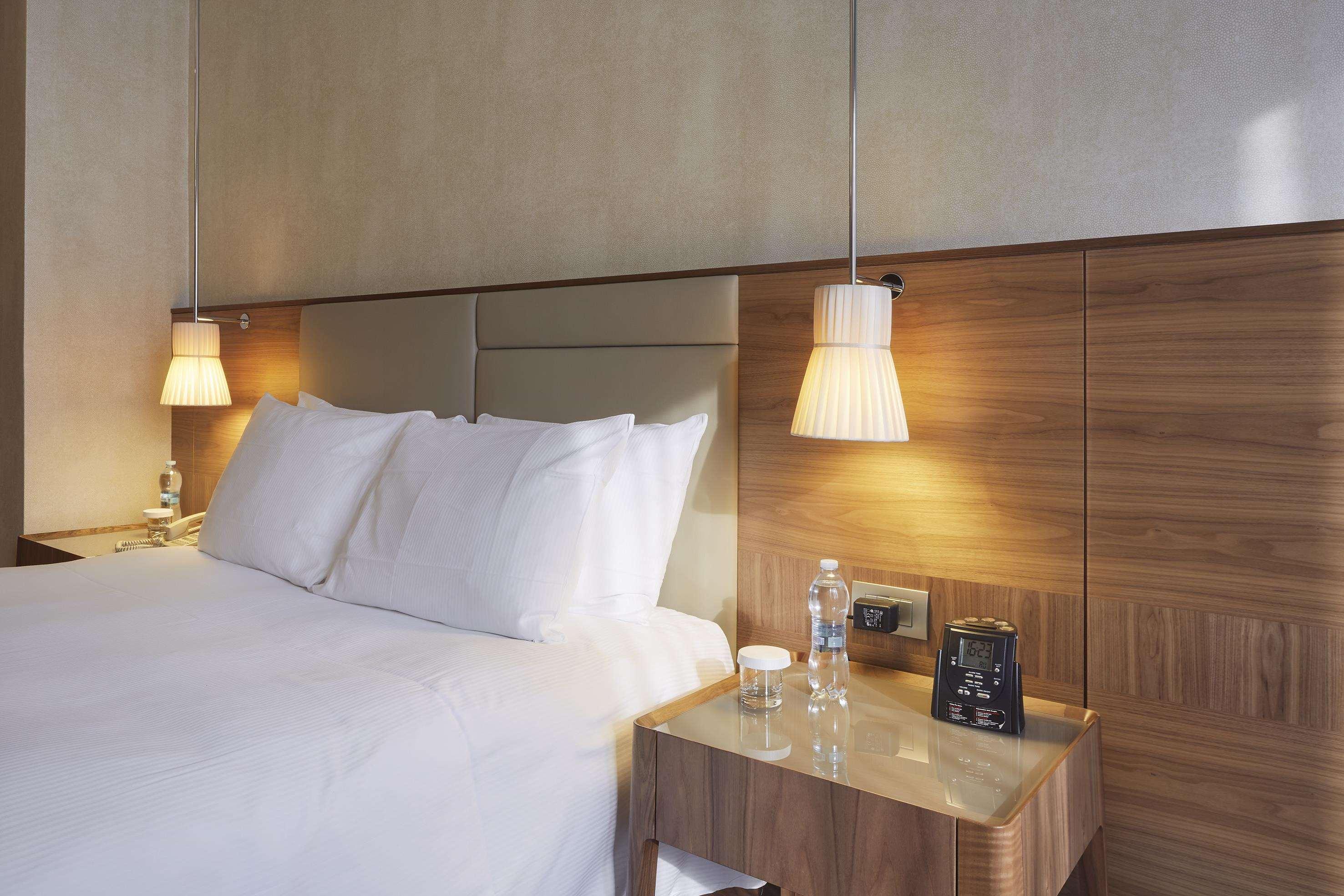 Double Guest Room Queen Bed