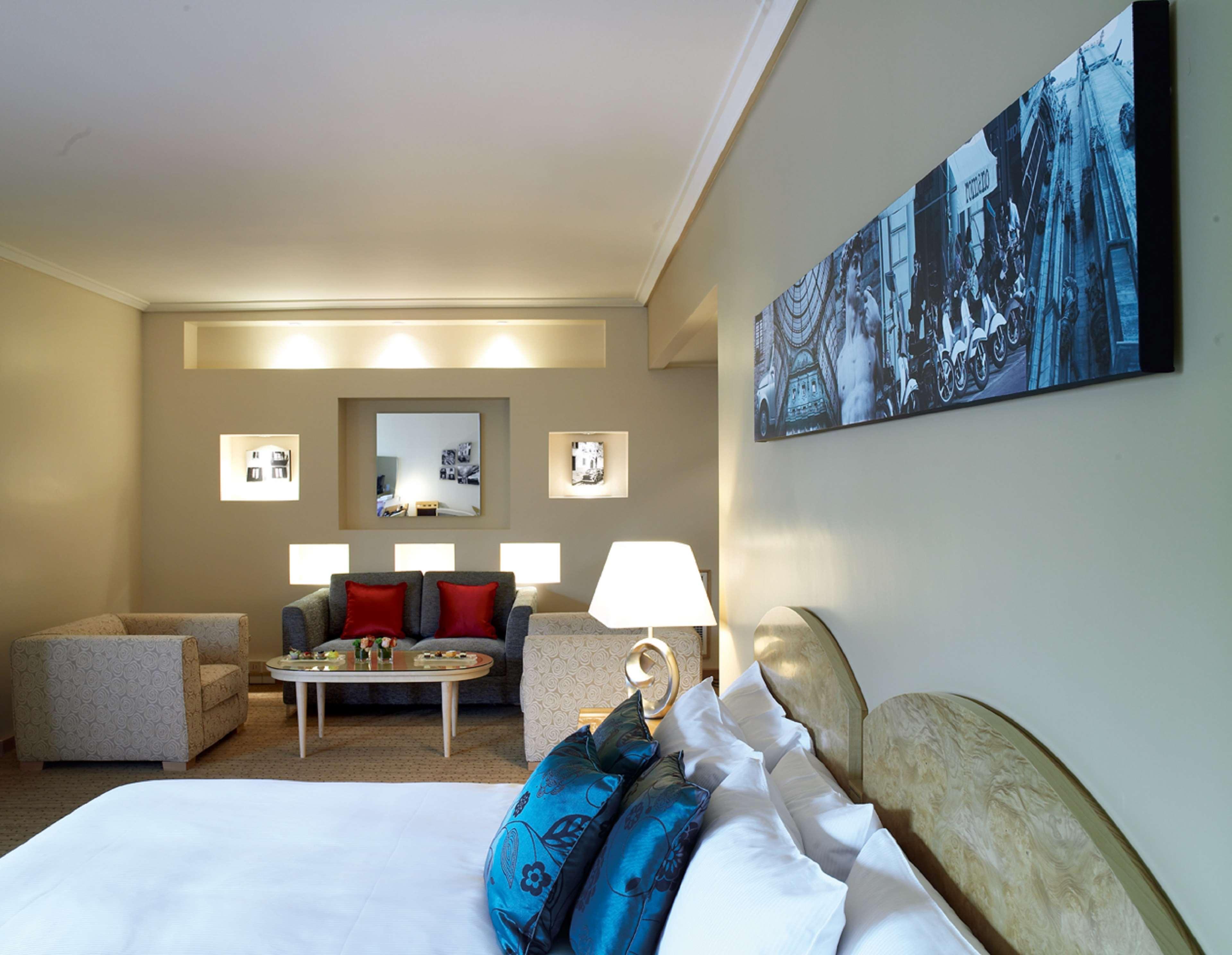 Junior Suite King Size Bed