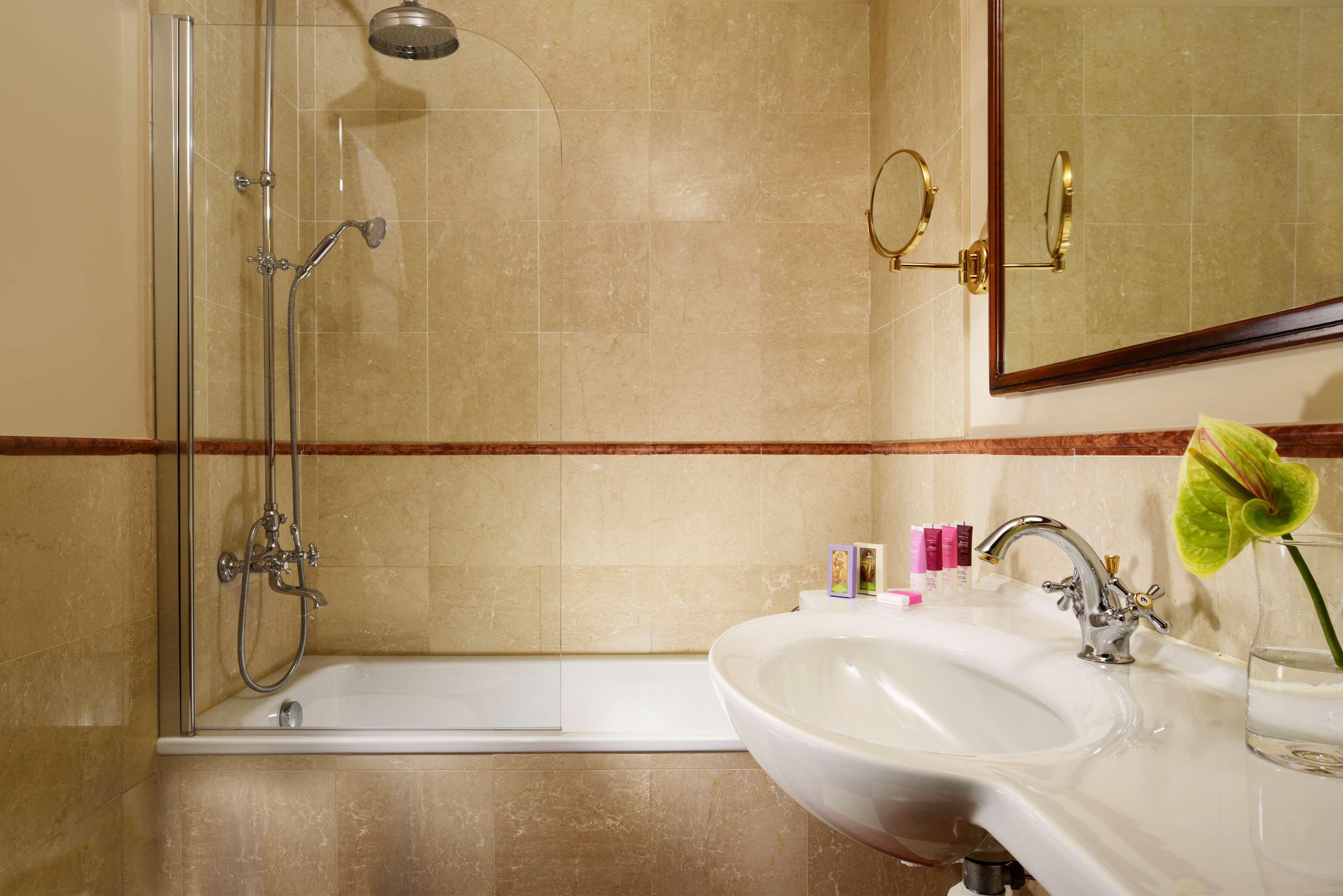 Double Single Classic