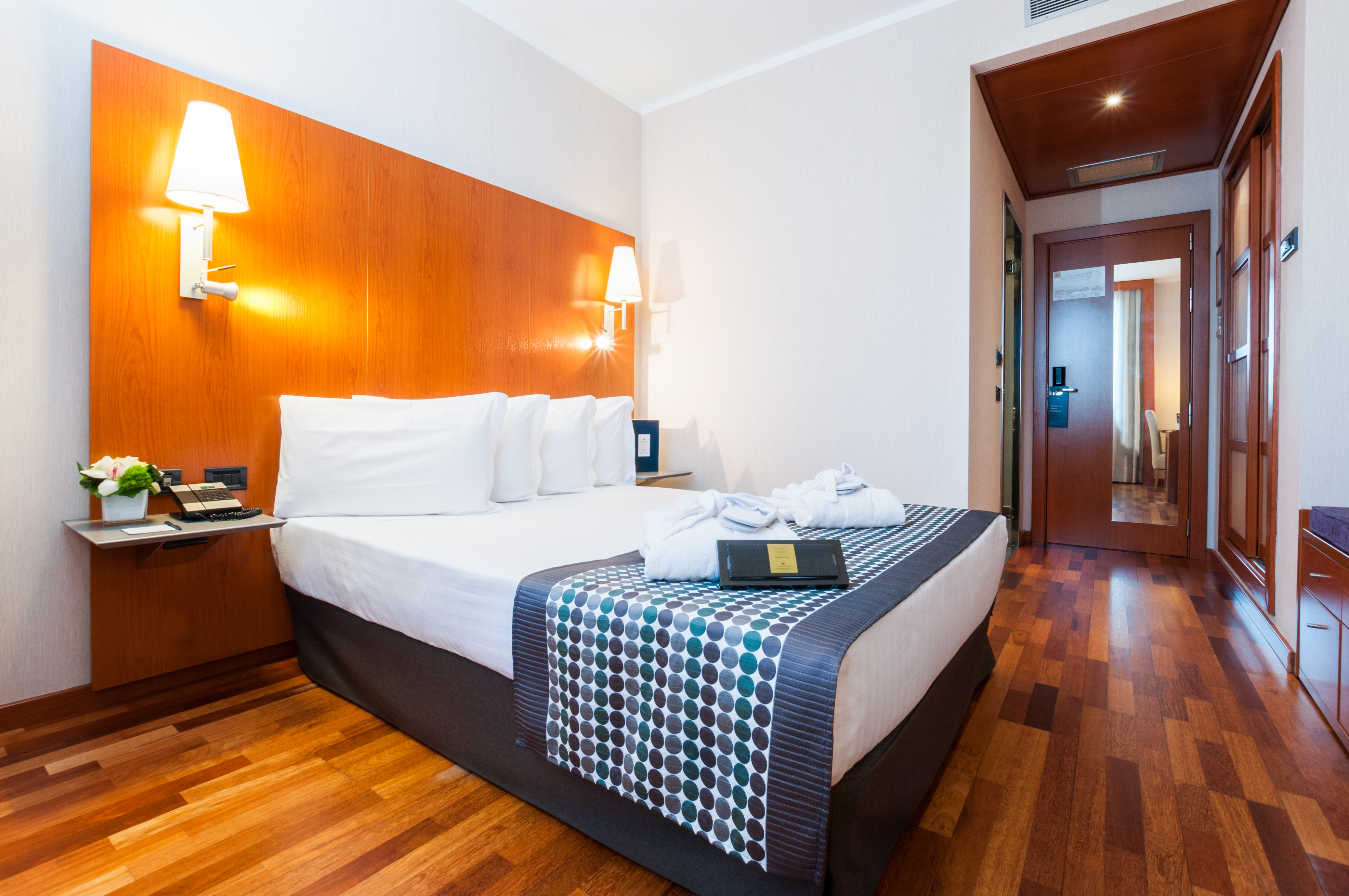 Double or Twin Standard