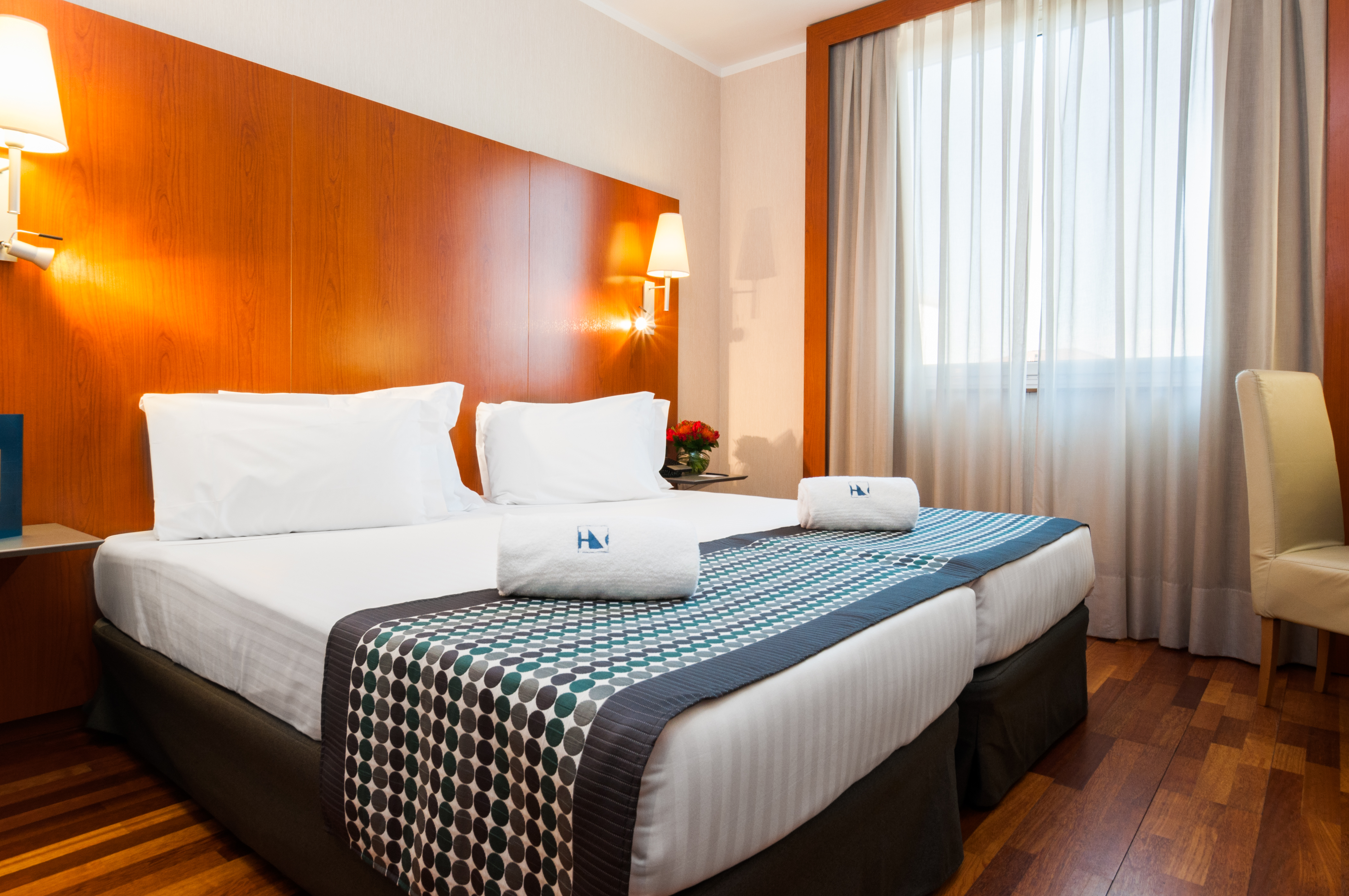 Double or Twin Standard