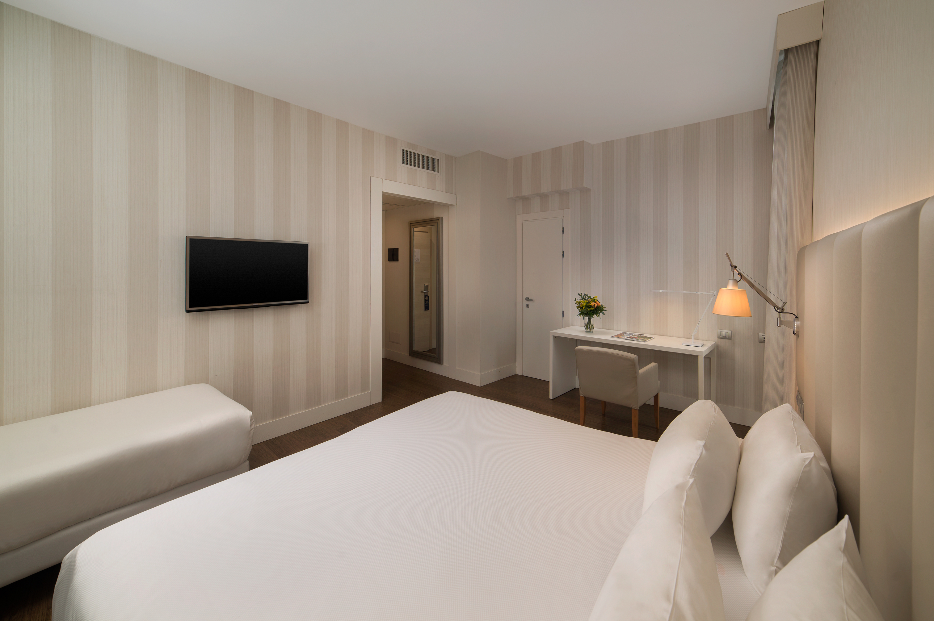 Family Room Connecting Room