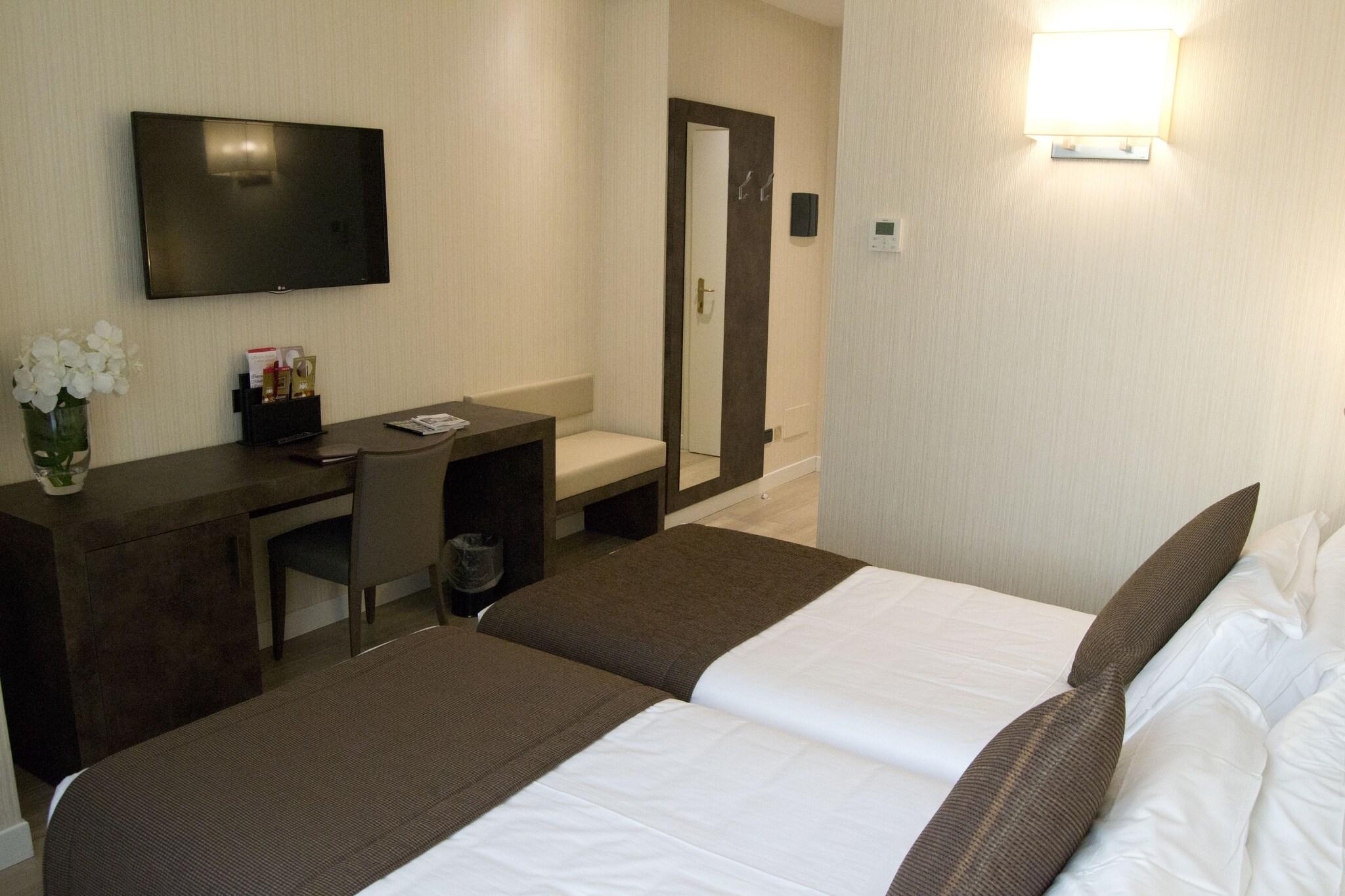 Double Deluxe Two Double Beds