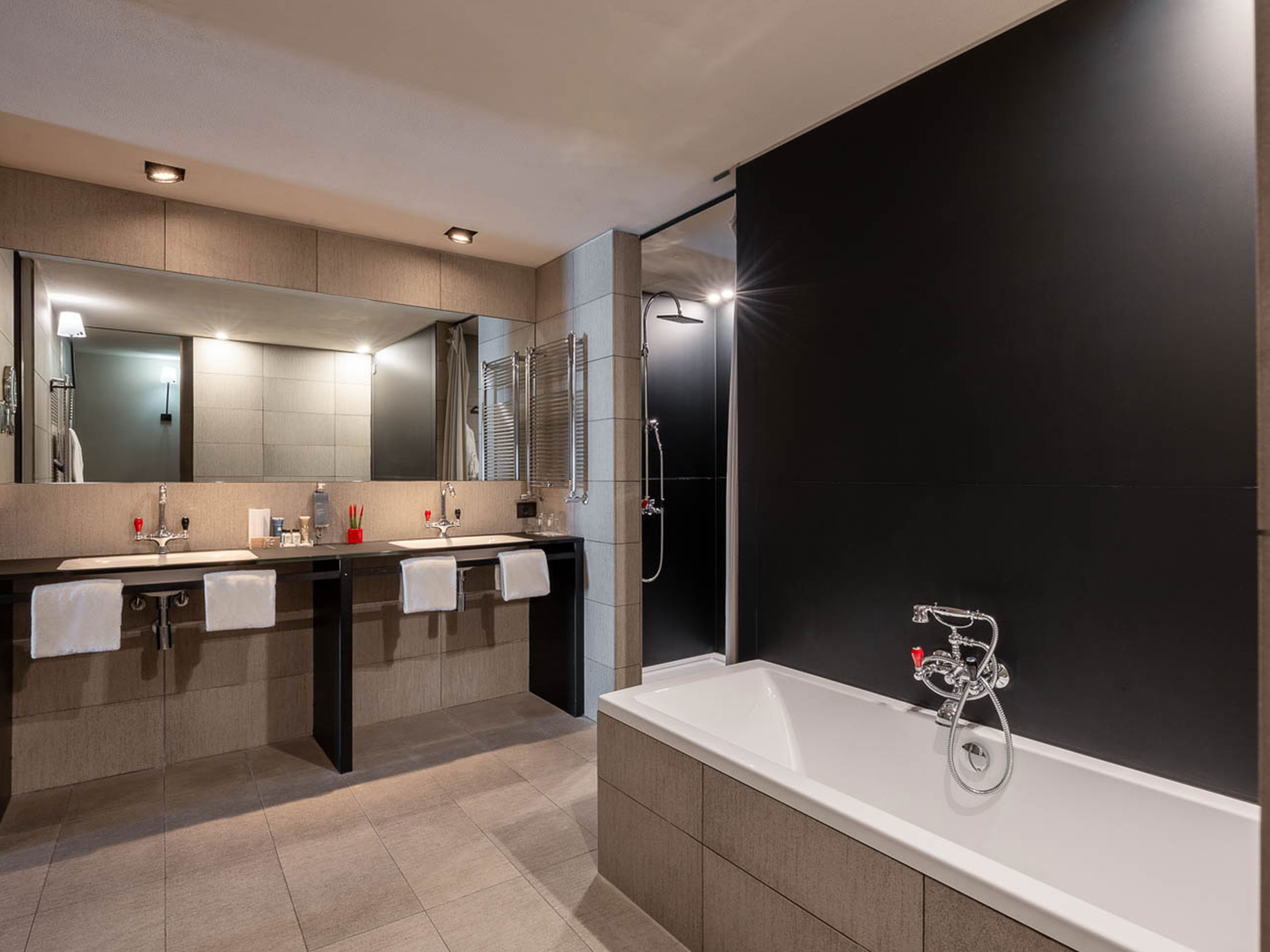 Junior Suite Standard