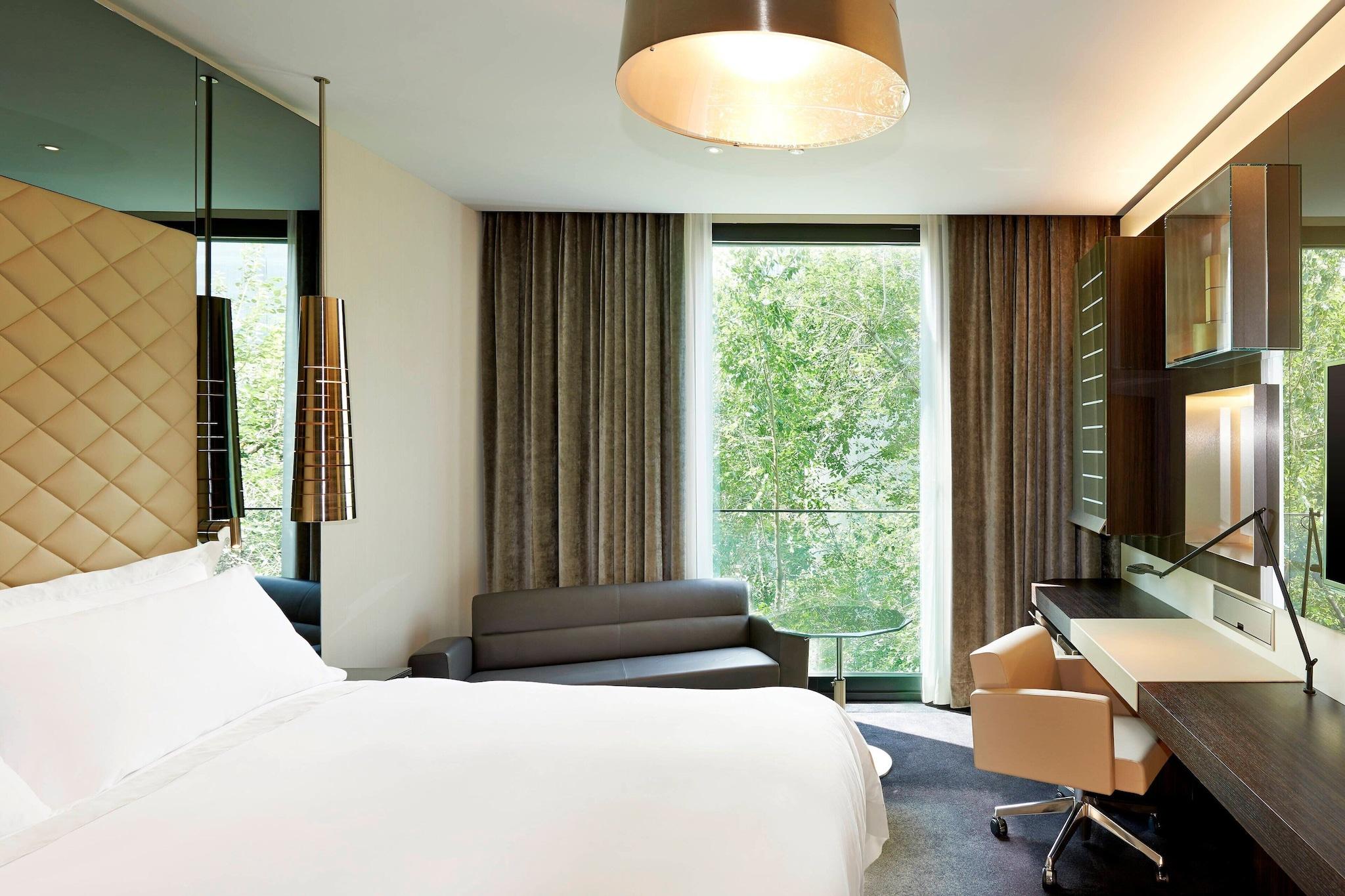 Double King Size Bed