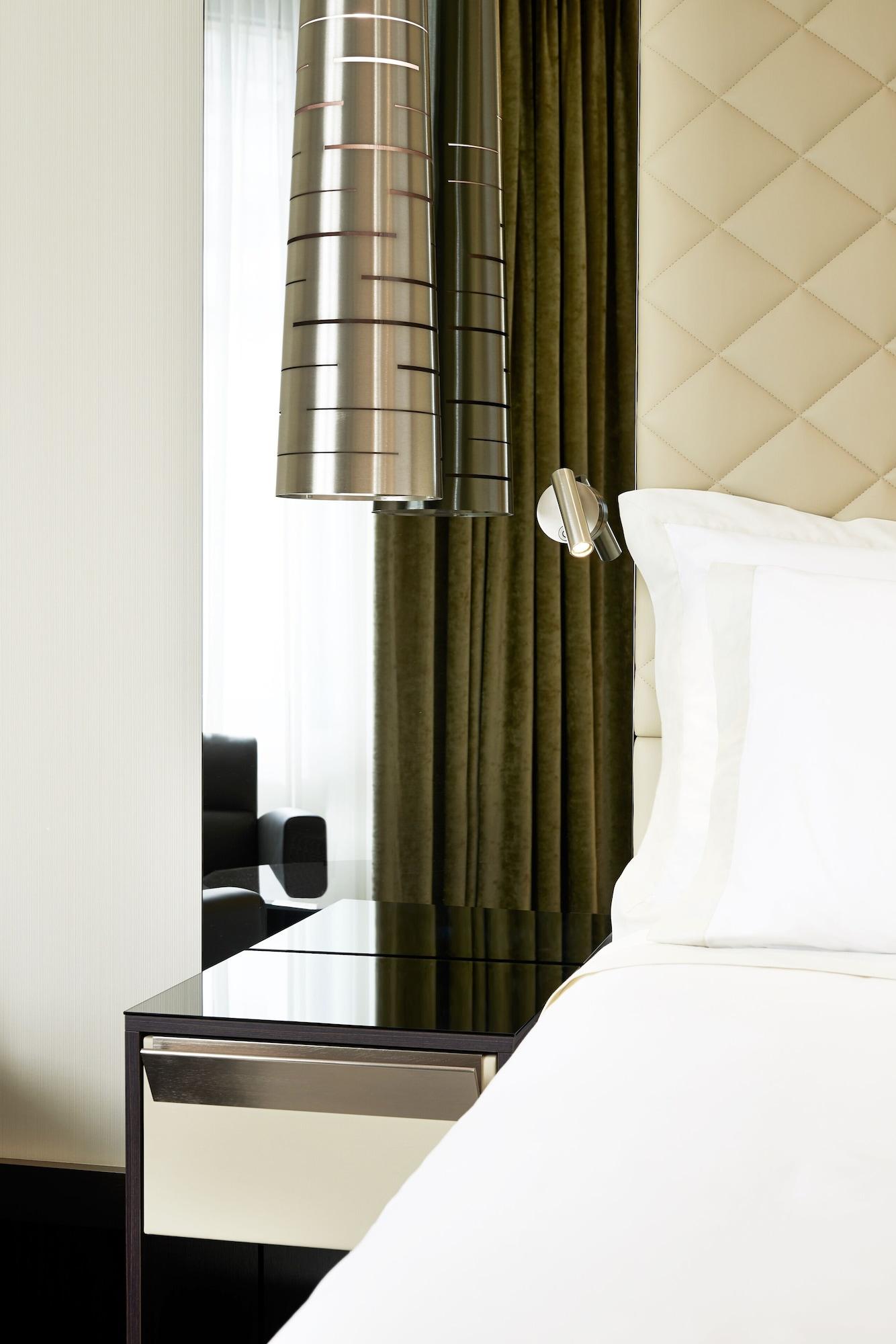 Double Premium King Bed