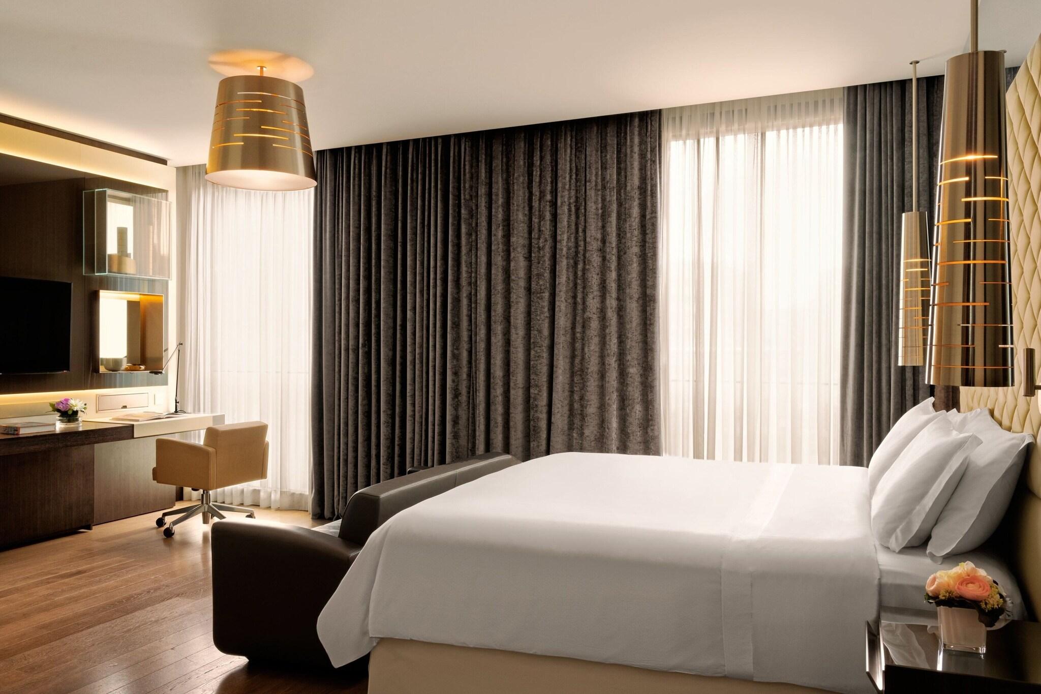 Suite Executive King Bed