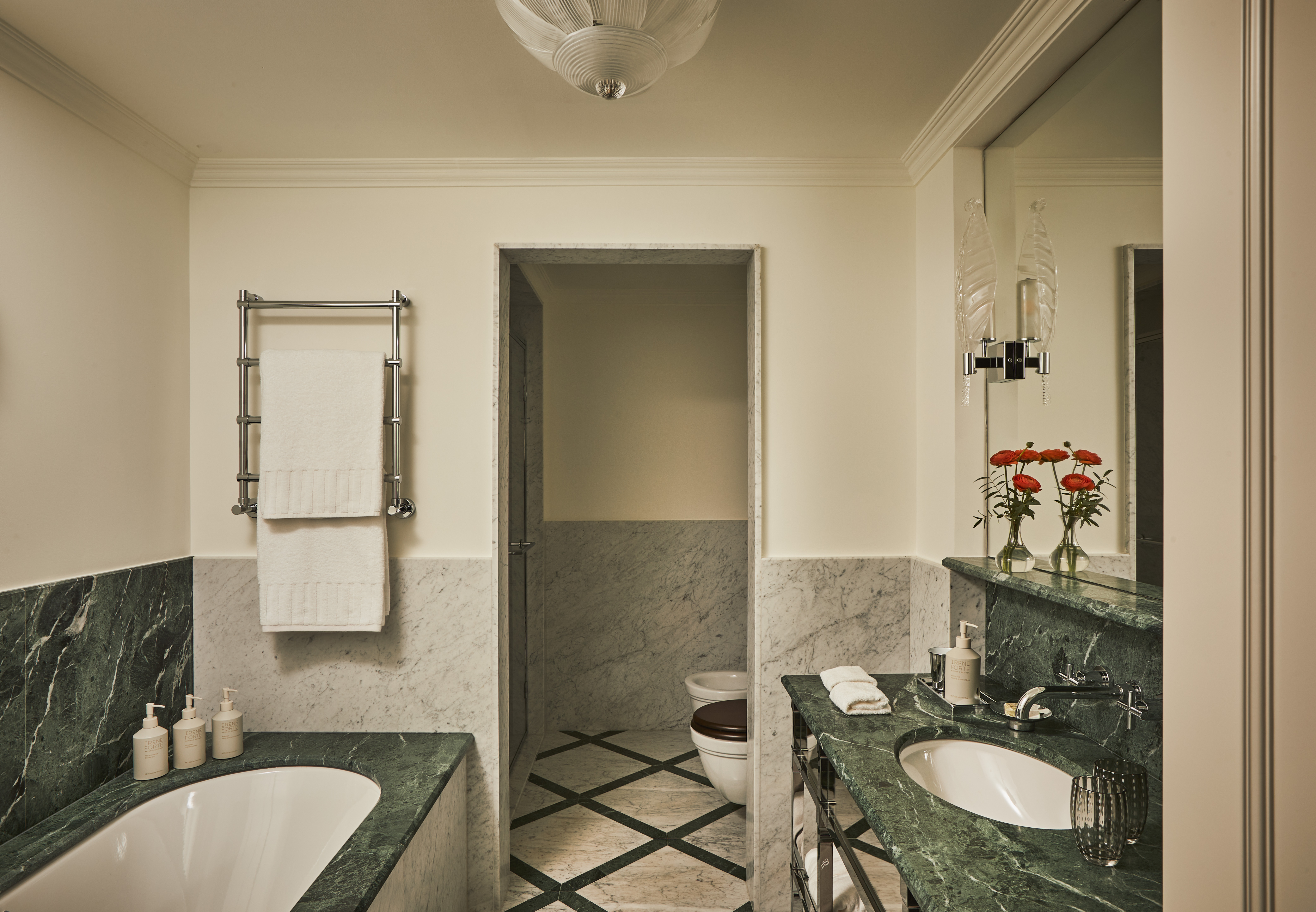 Room Deluxe
