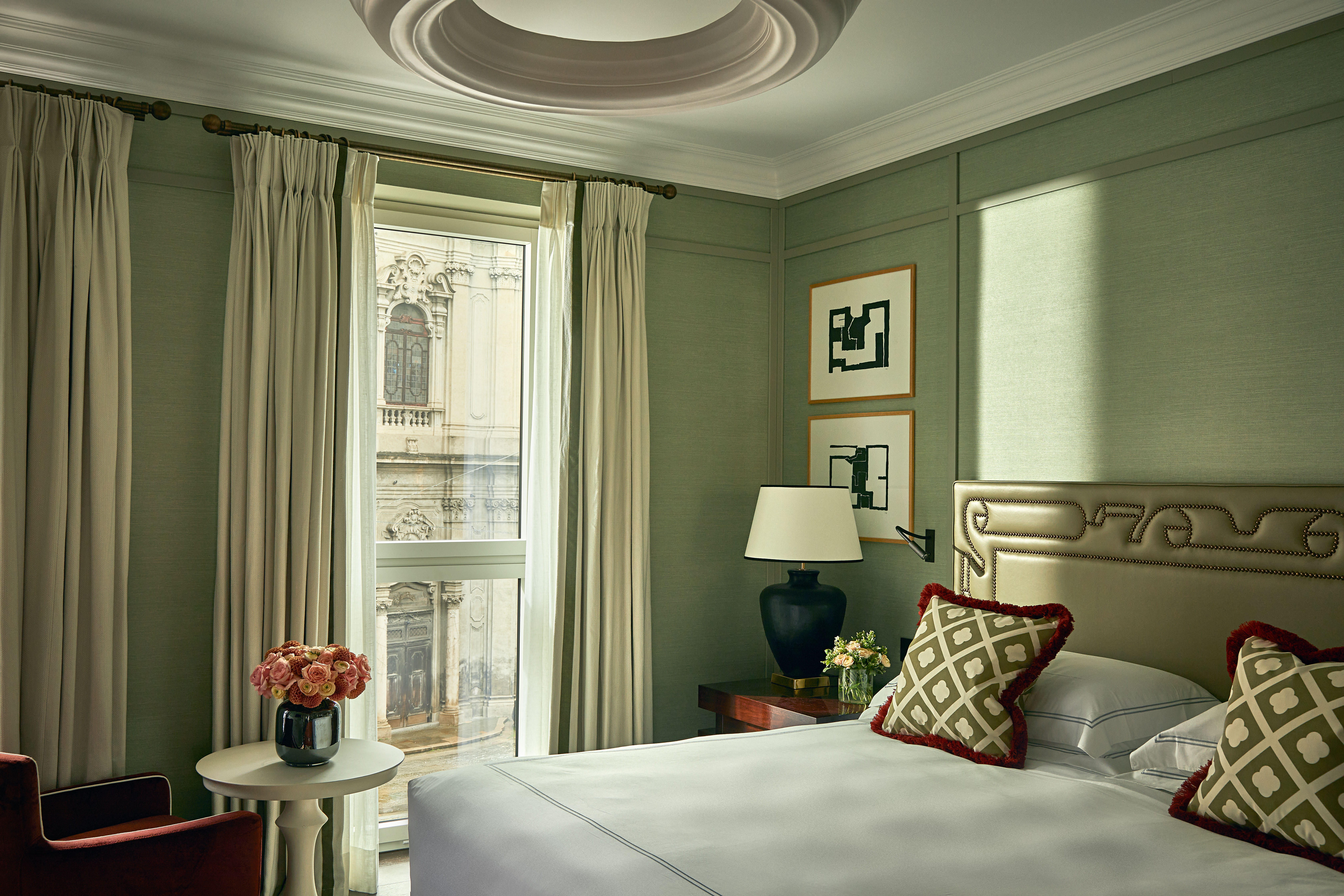 Room Deluxe