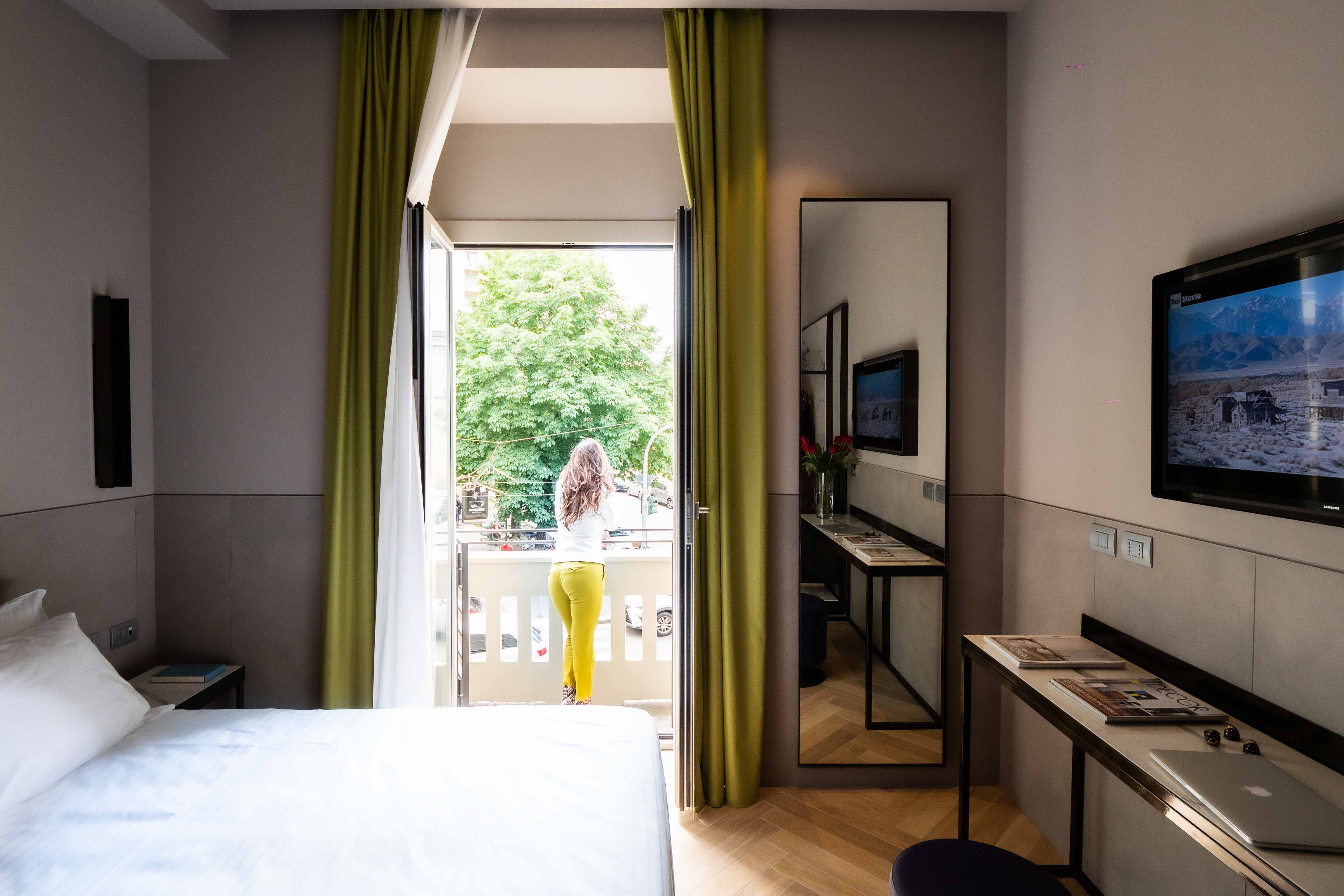 Double Single with Balcony