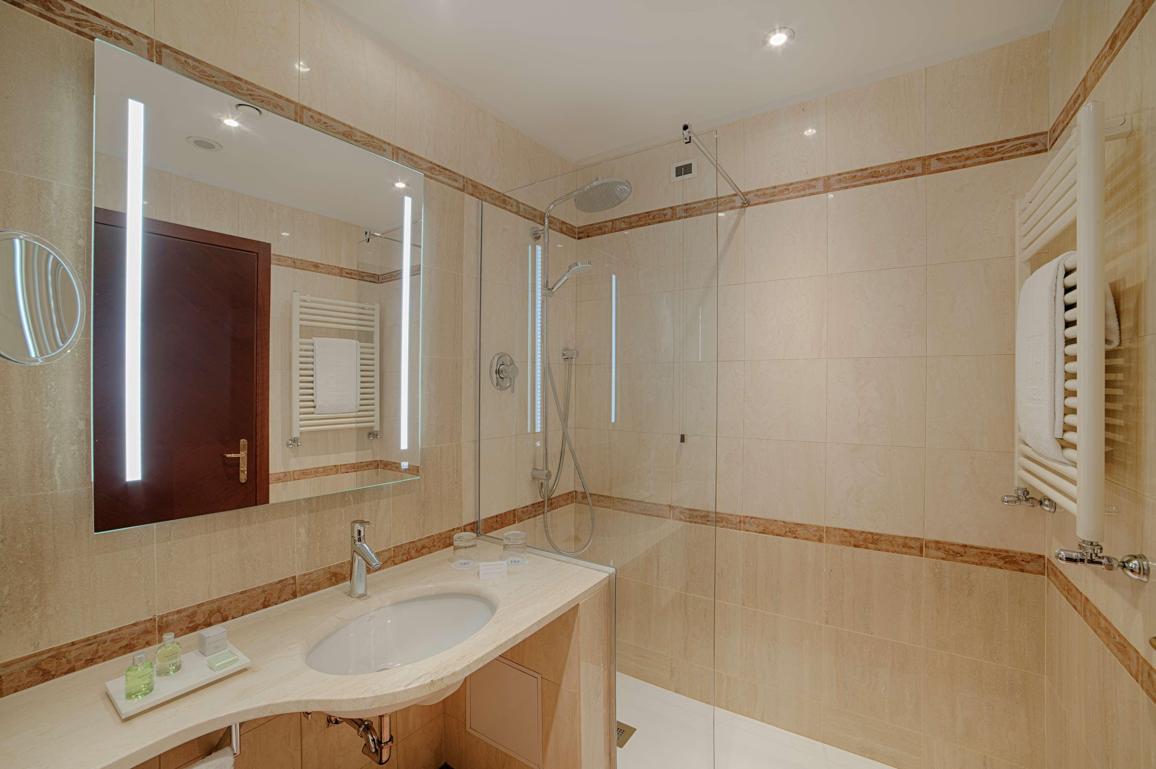 Junior Suite Capacity 1