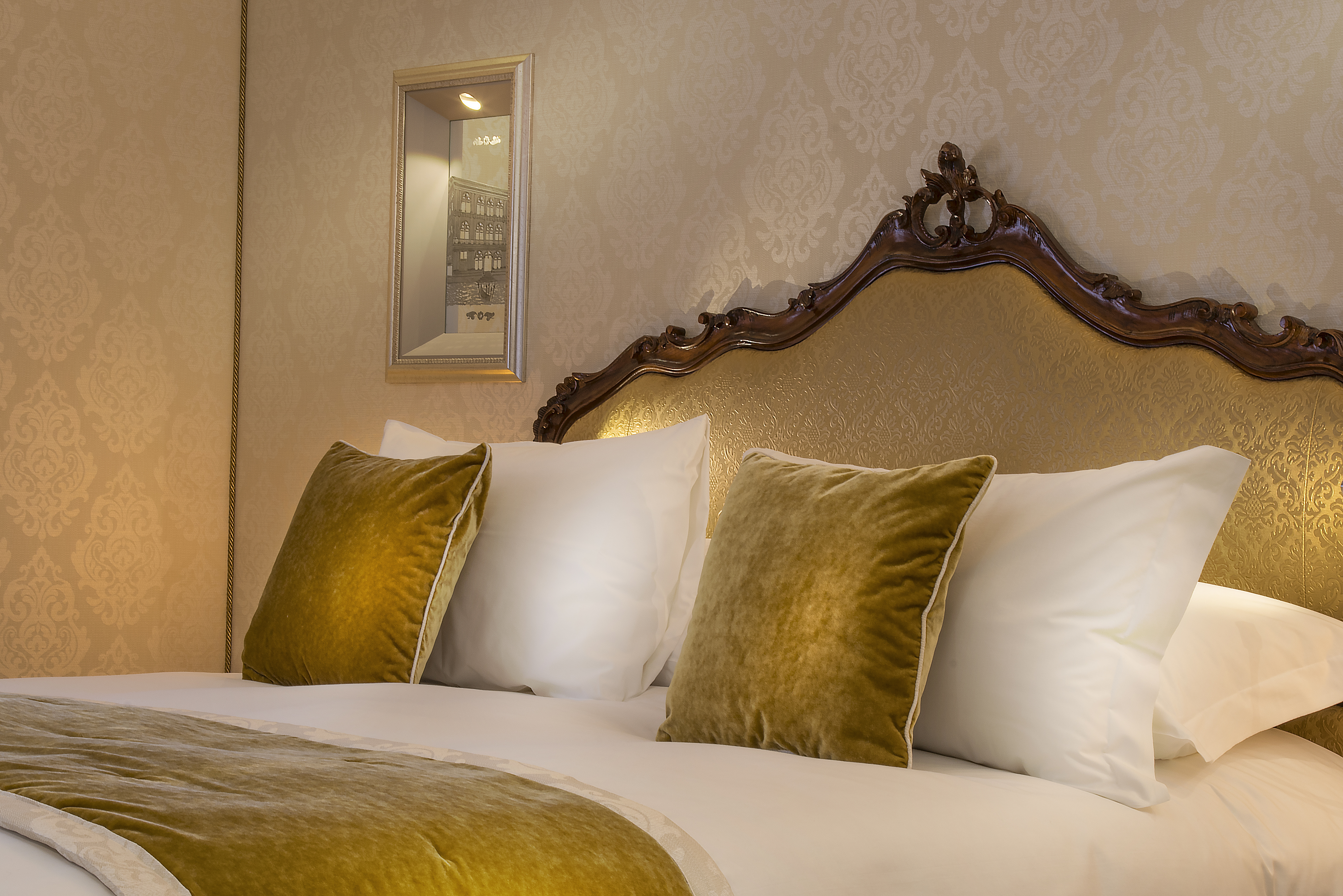 Double Superior King Bed