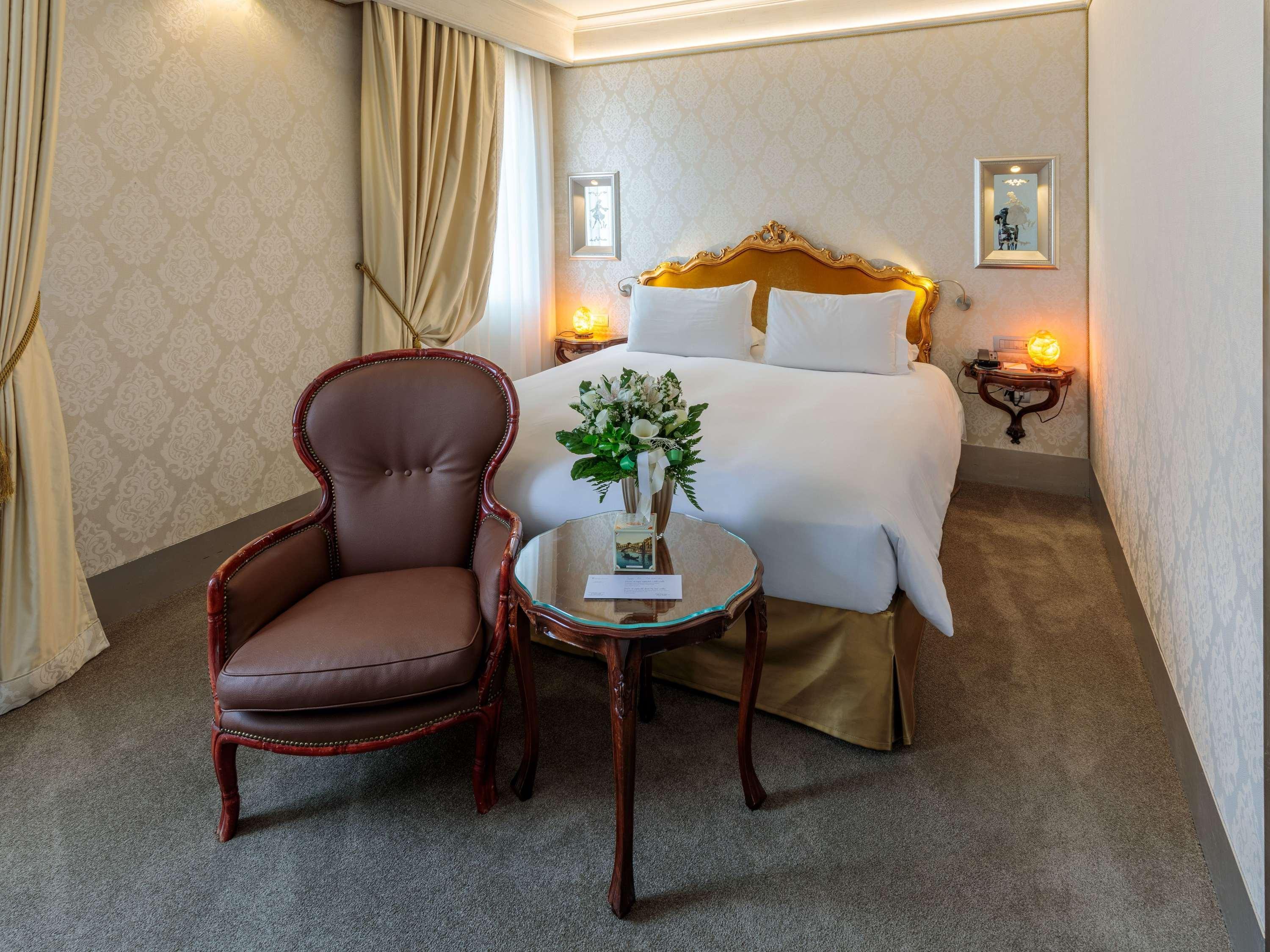 Double or Twin Superior King Bed