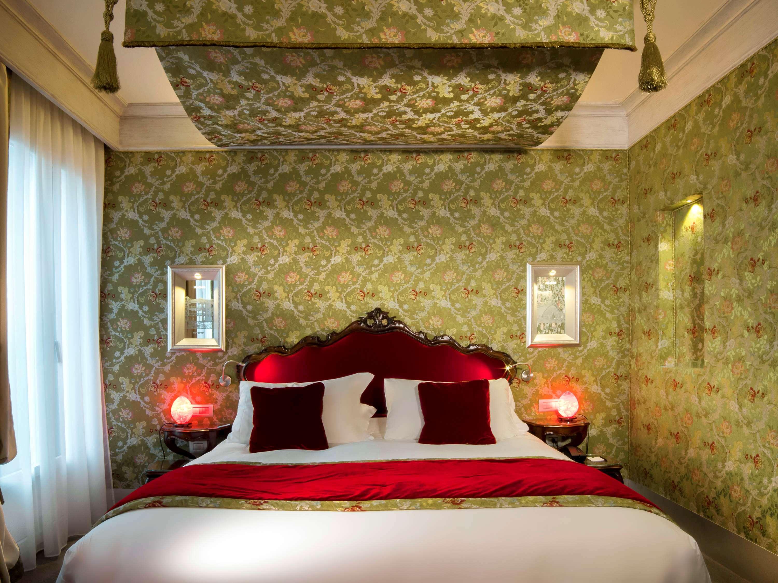 Double Deluxe Canal View