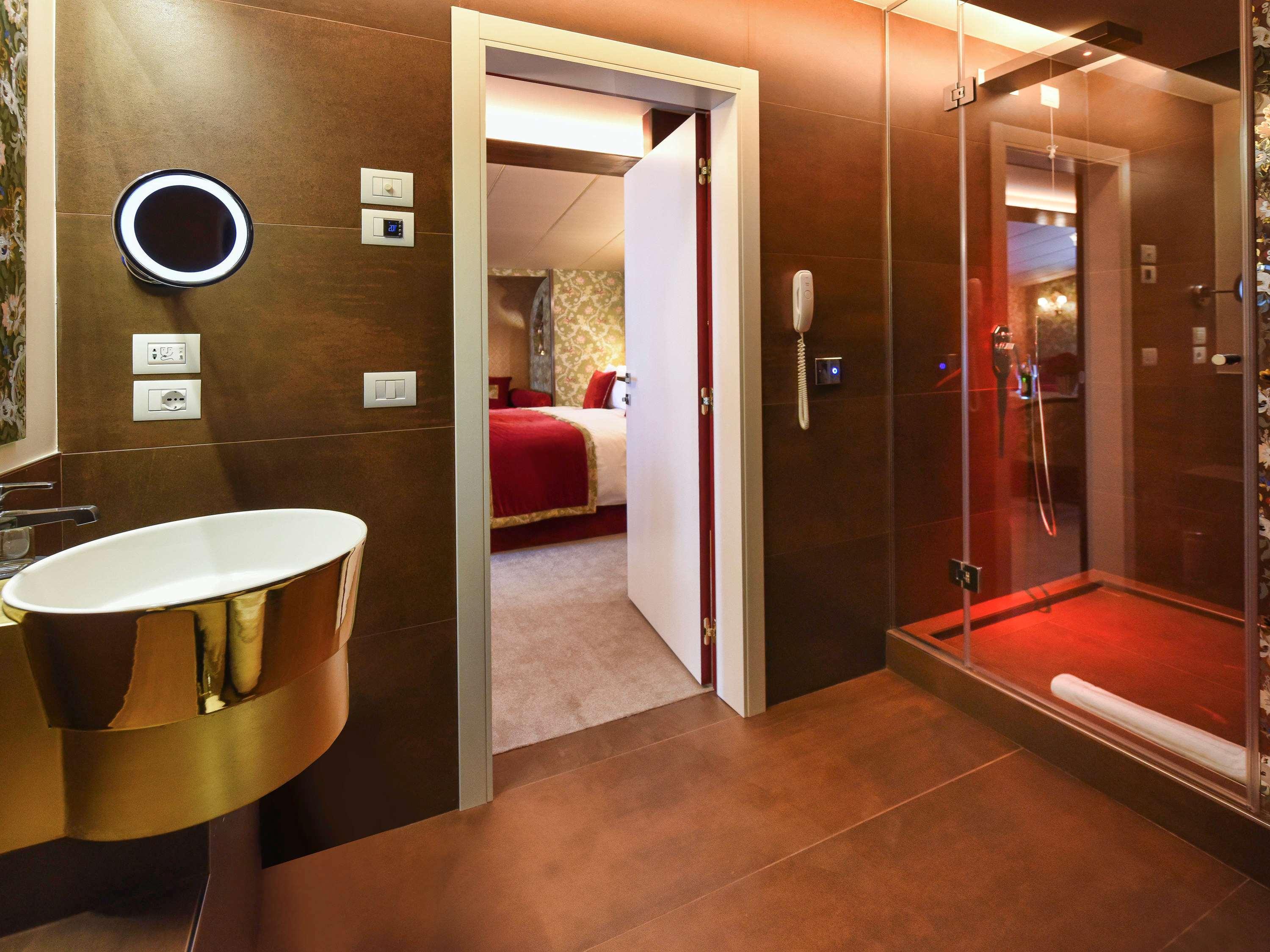 Suite Executive King Bed