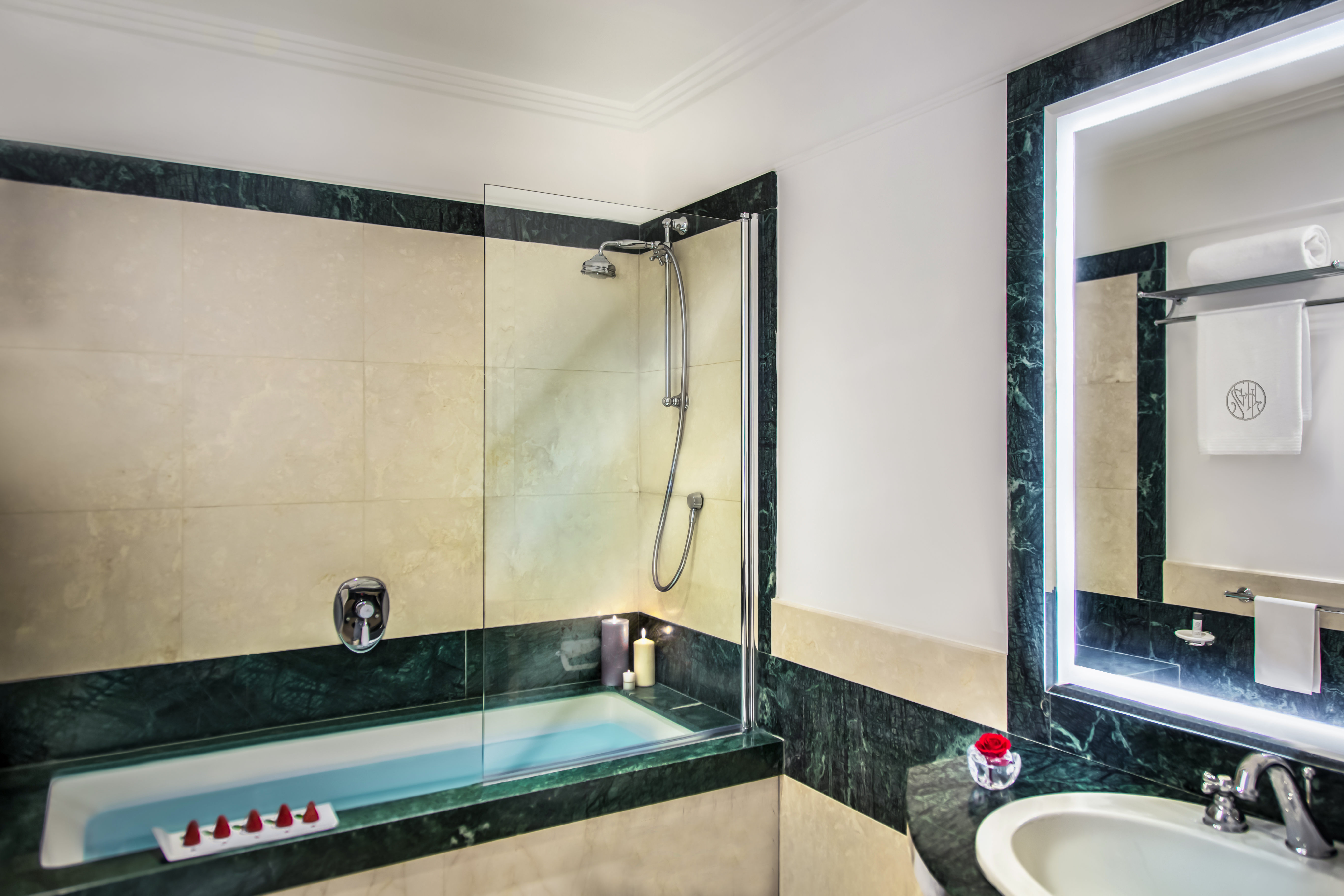 Double Single Deluxe Sea View