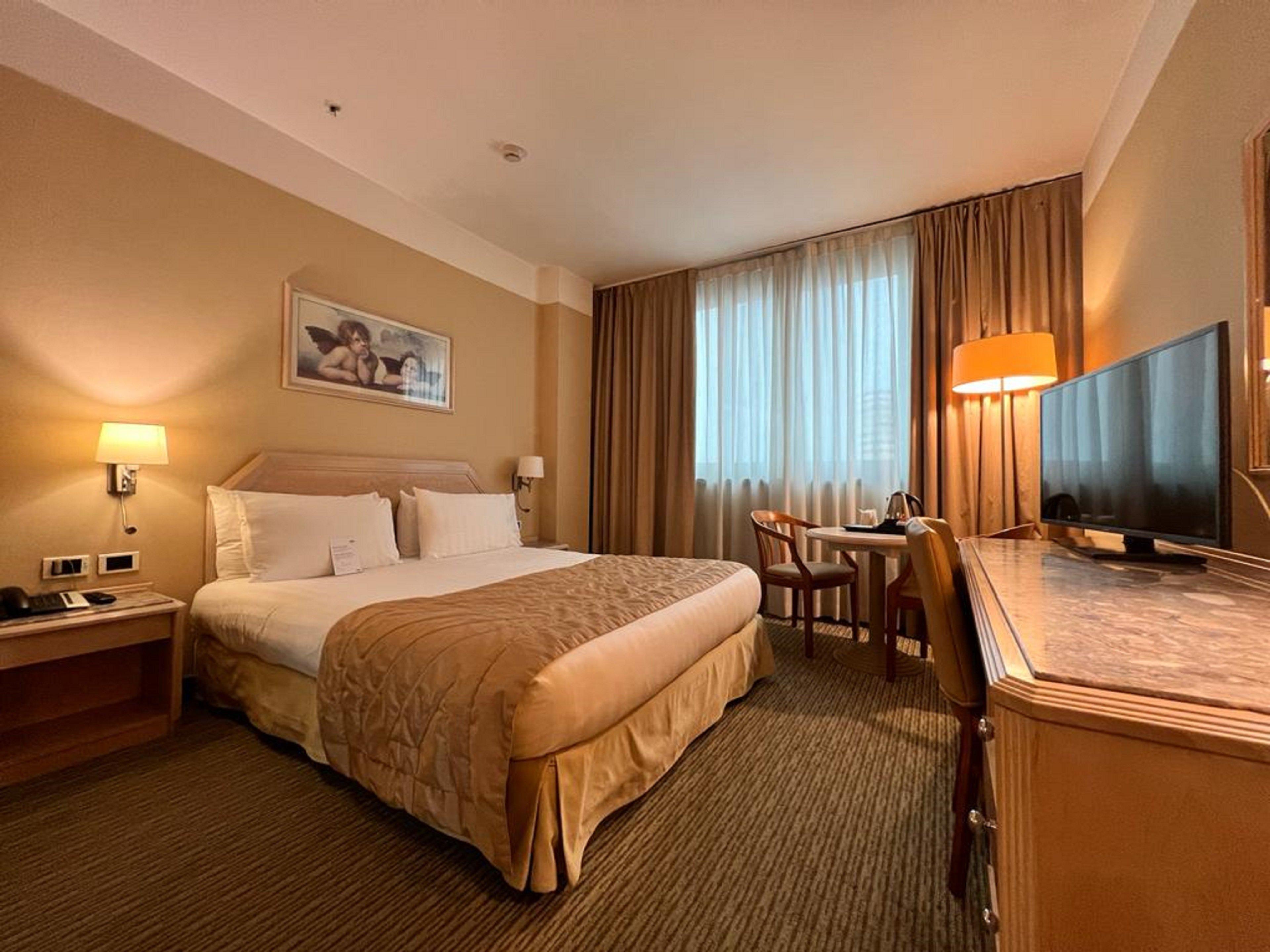 Double King Size Bed