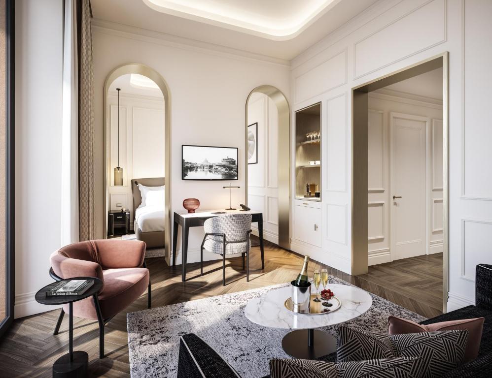 Suite with Views