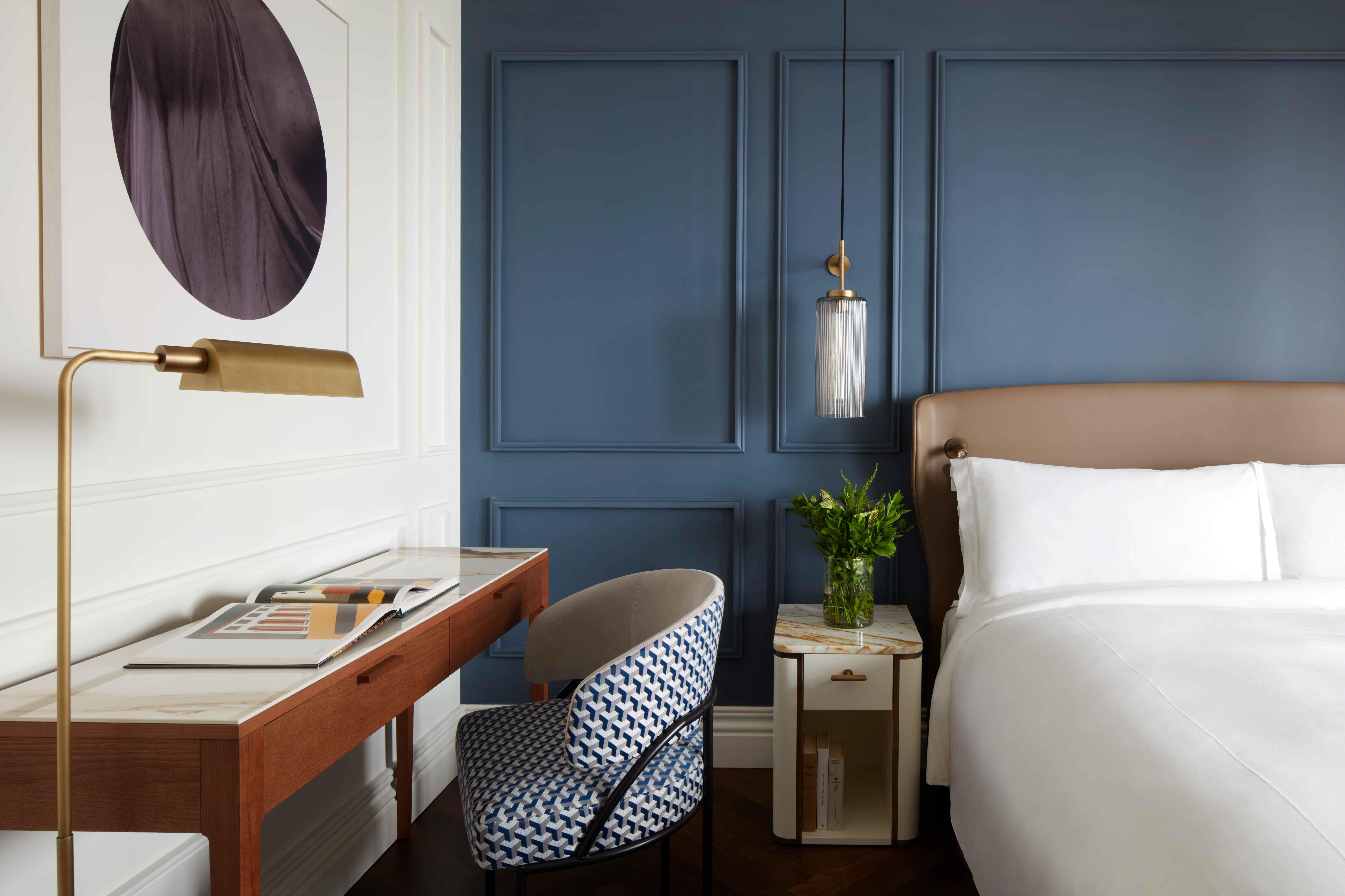 Double Classic King Bed