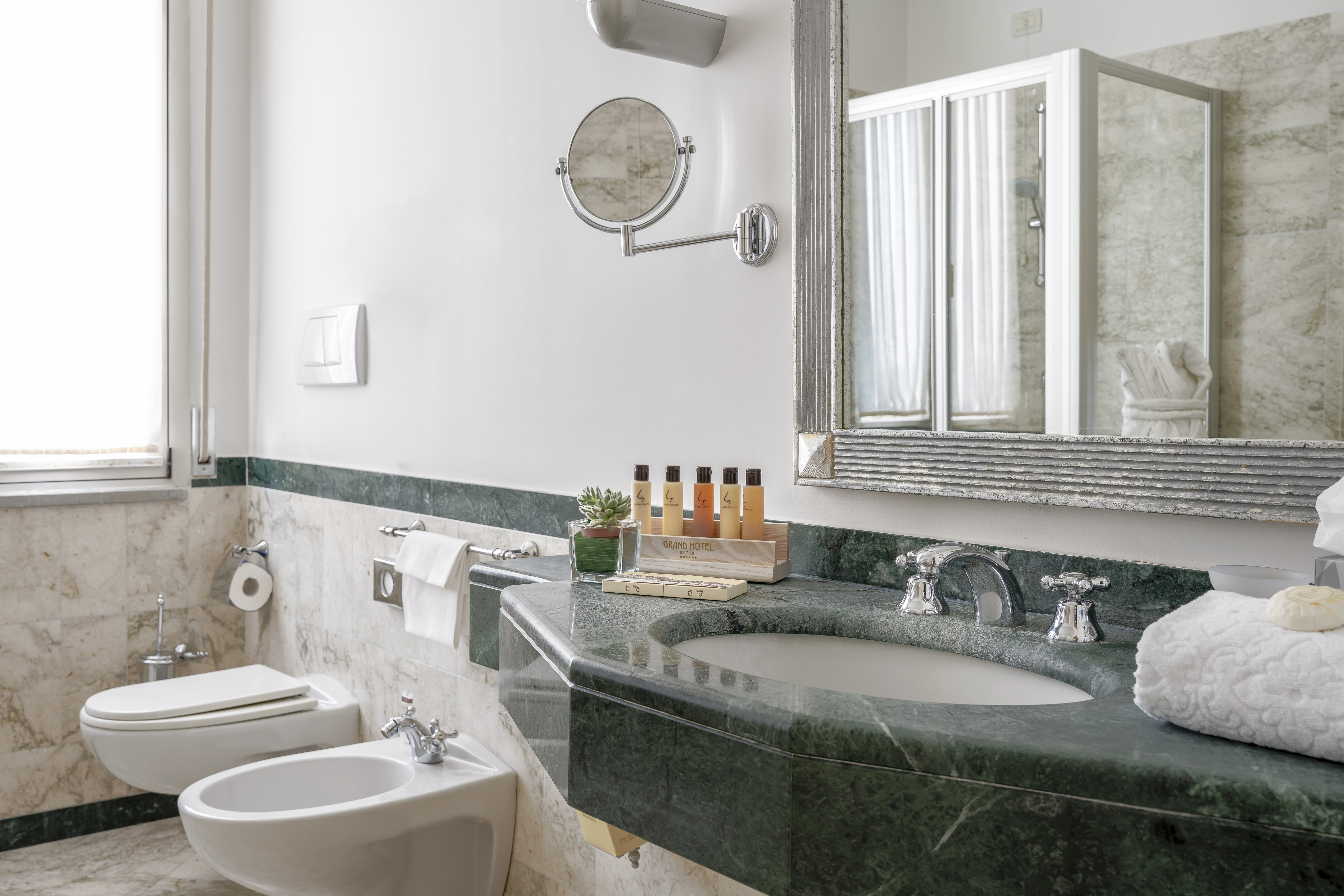 Double or Twin Superior