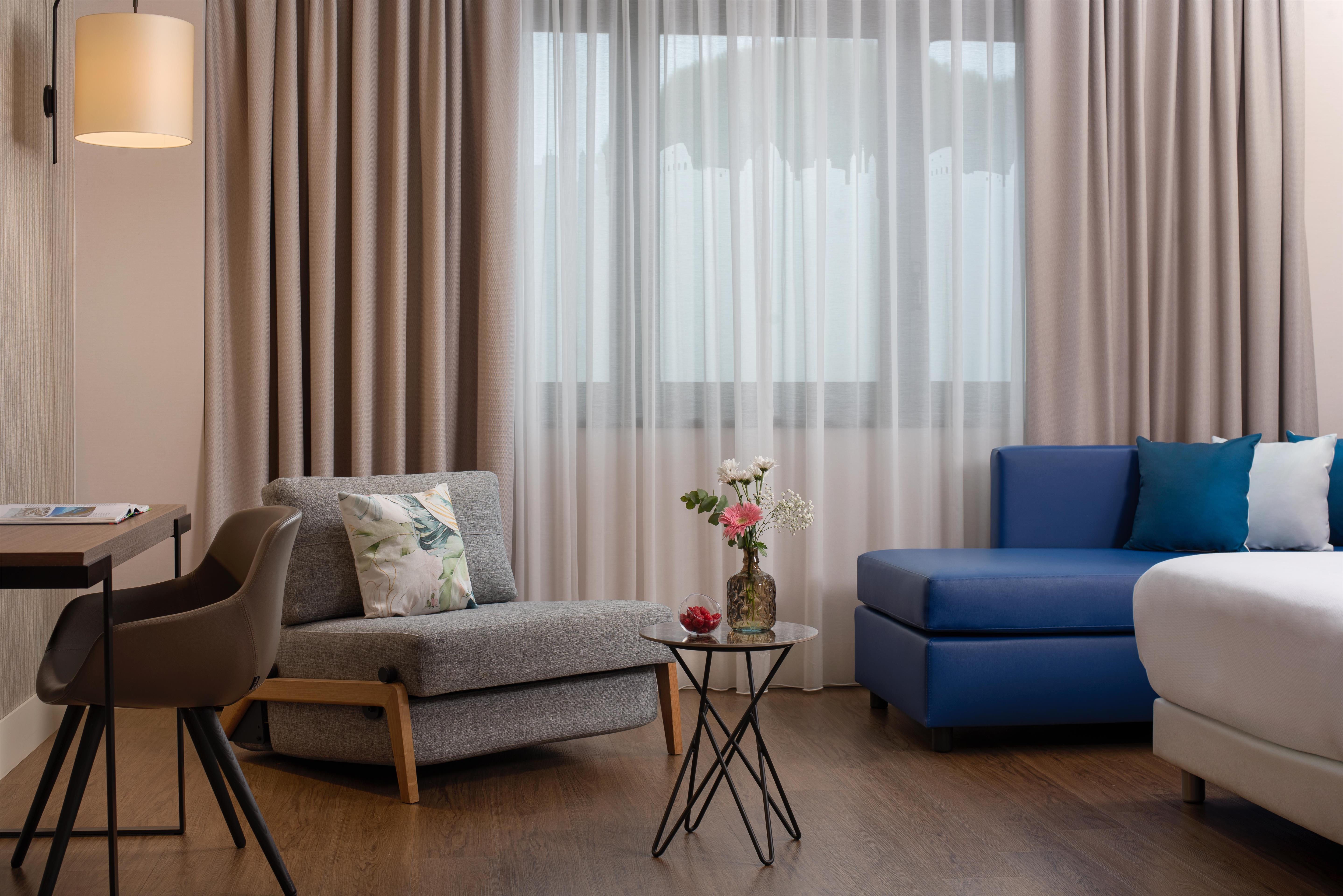 Family Room Standard