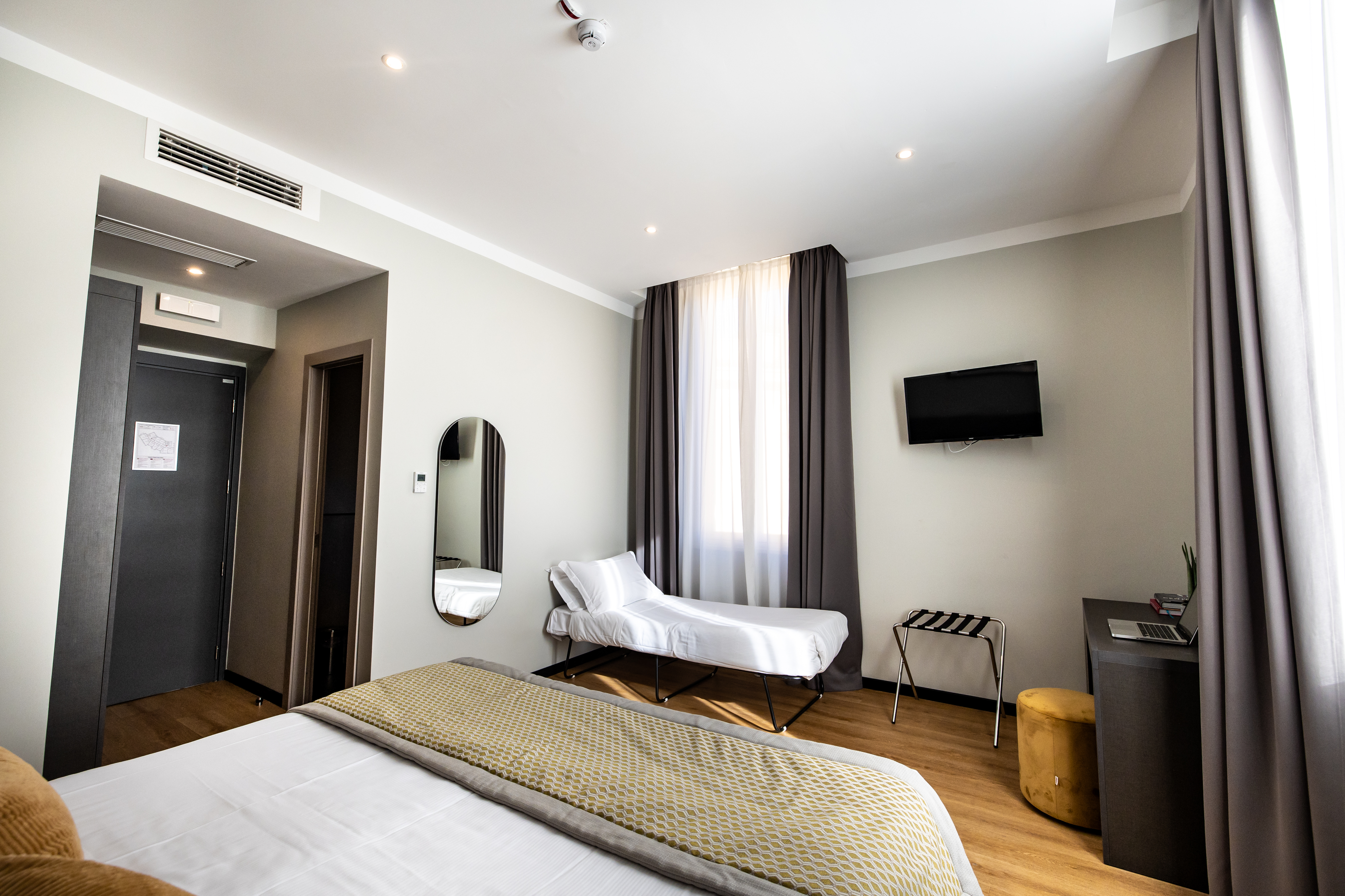 Double or Twin Superior