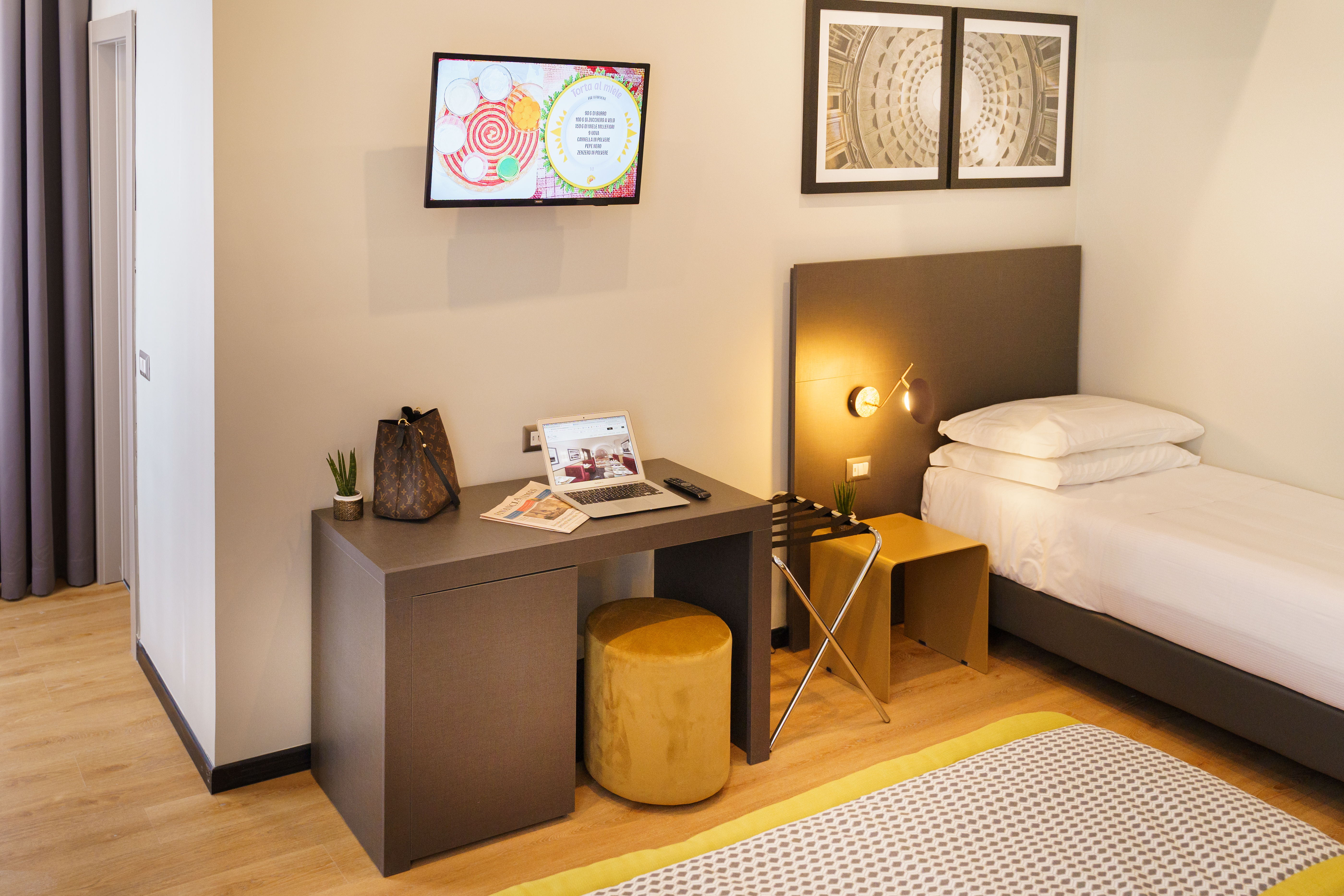 Double or Twin Deluxe