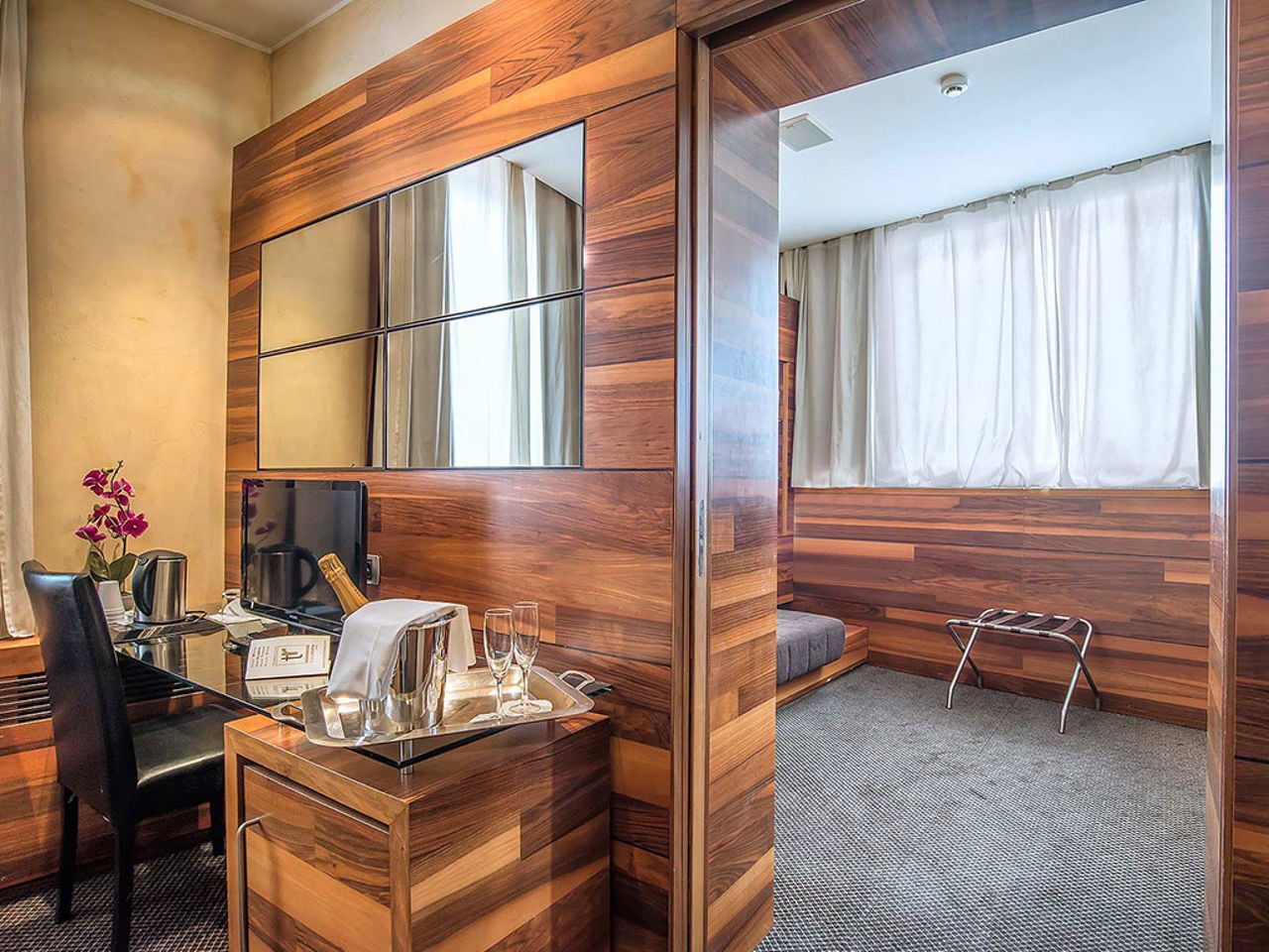 Double Single Superior