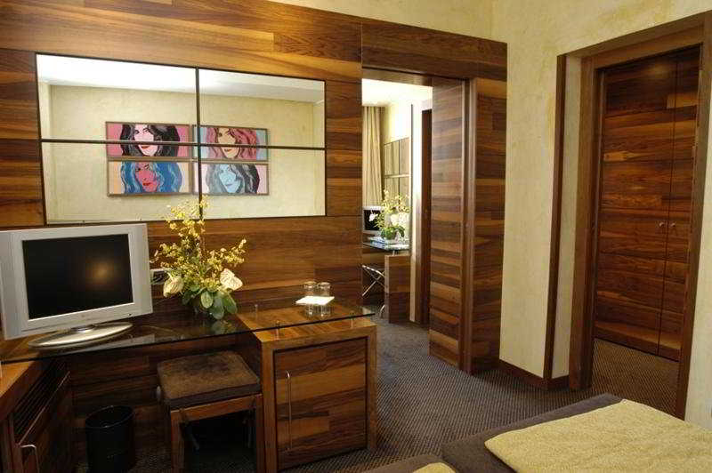 Double or Twin Superior